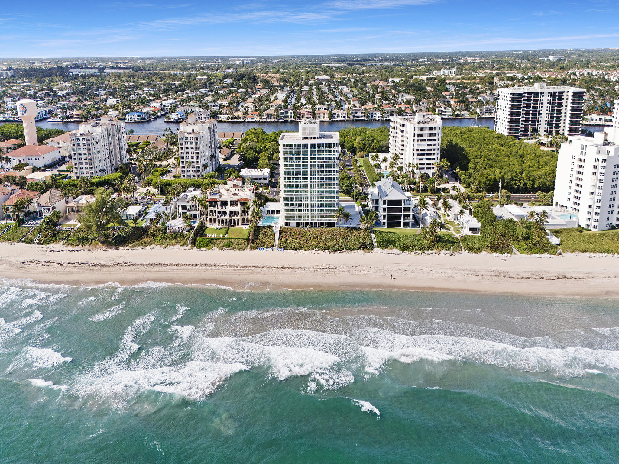 VILLA NOVA CONDO - Residential