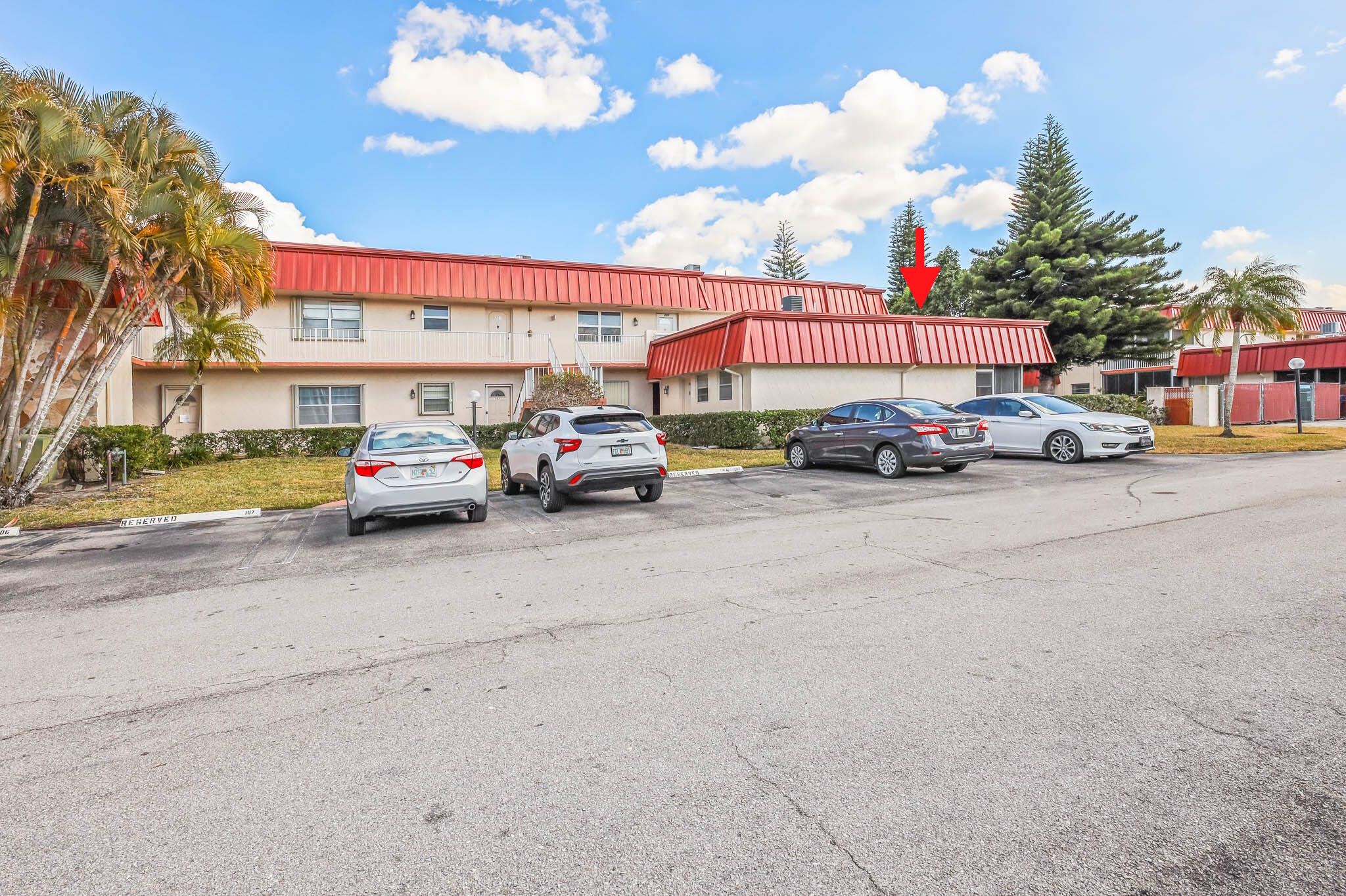 GREENWAY VILLAGE SOUTH COND NO 3 - Residential