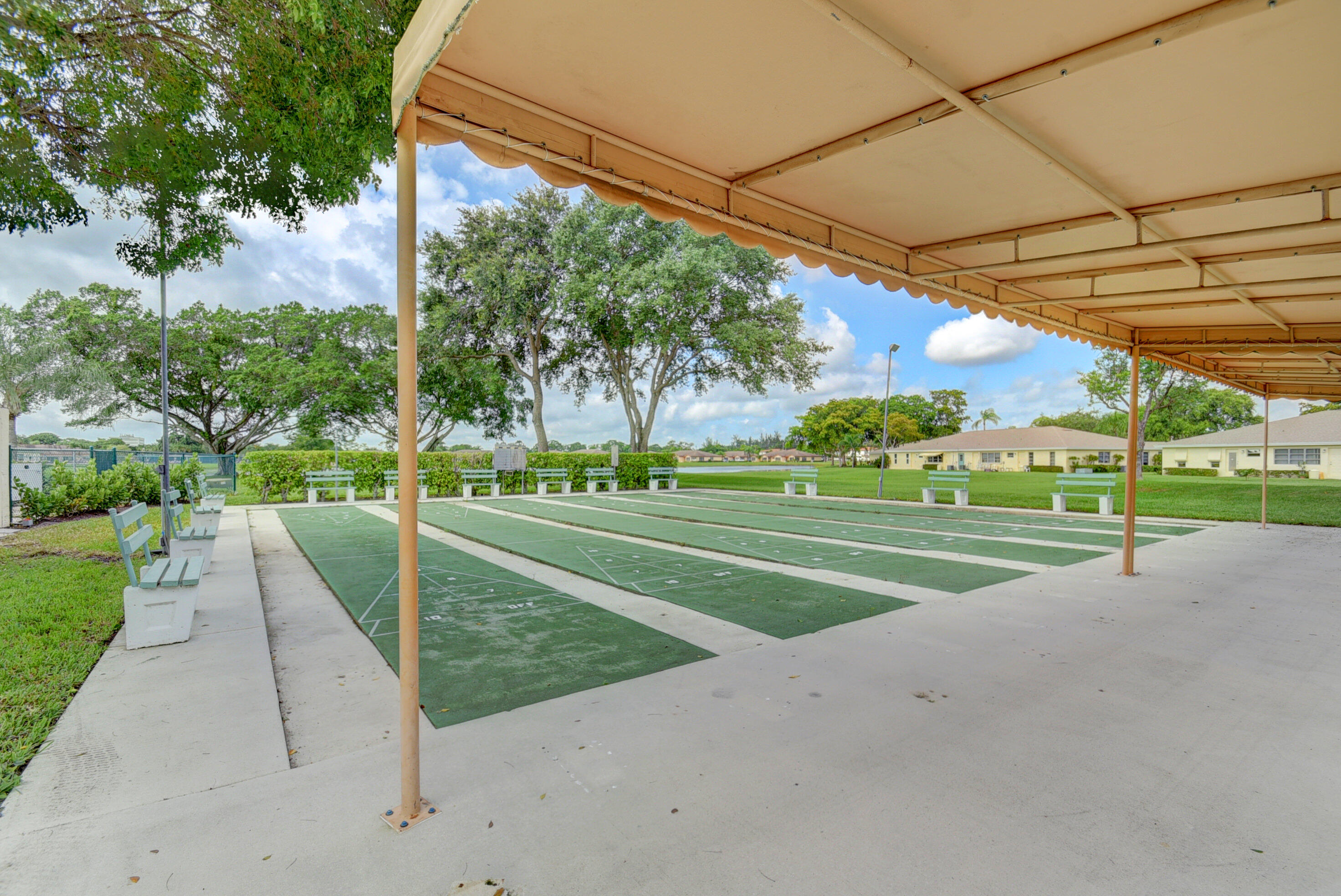 HIGH POINT OF DELRAY WEST CONDO SEC 1&2 - Residential