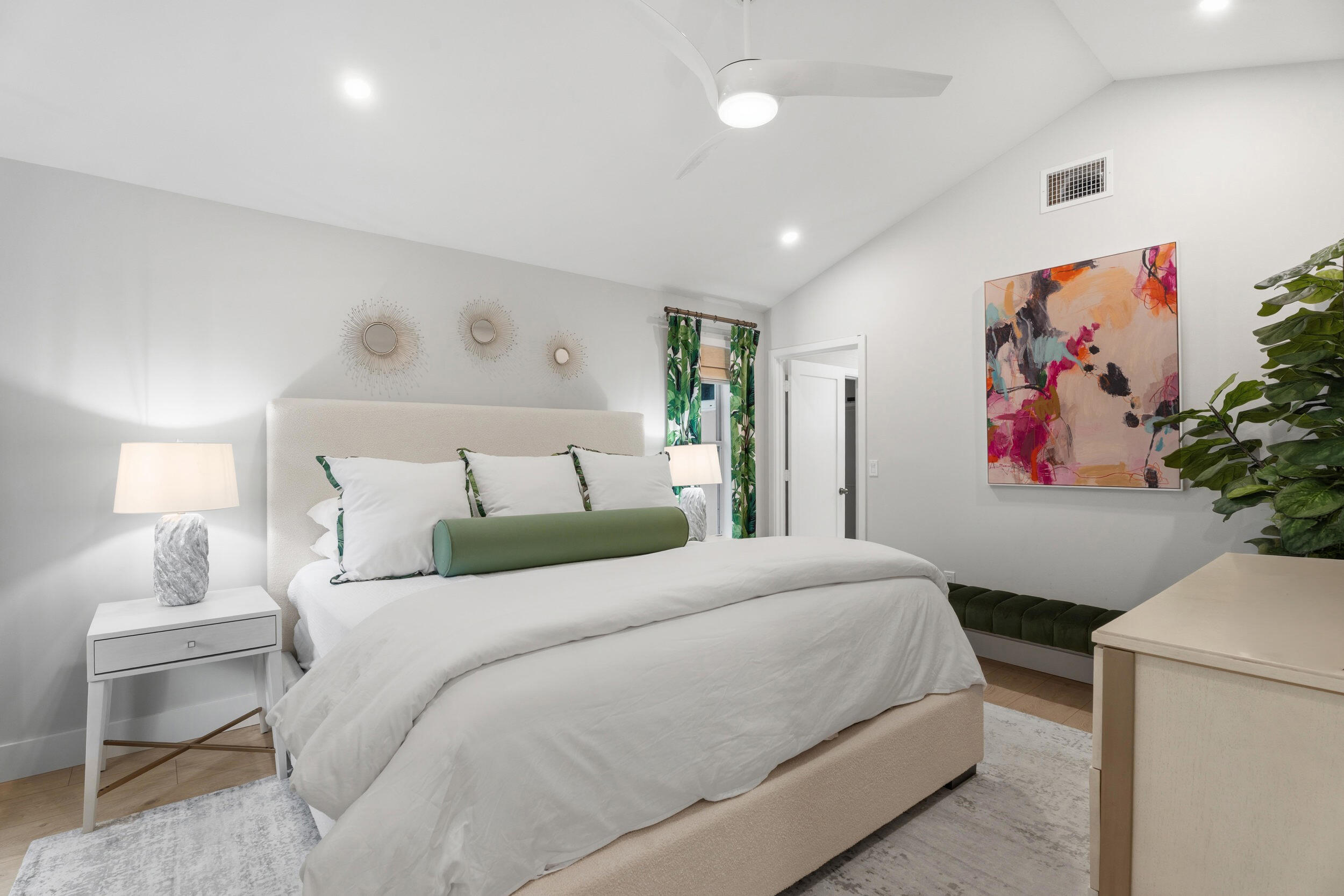 CORALSTONE CONDO - Residential