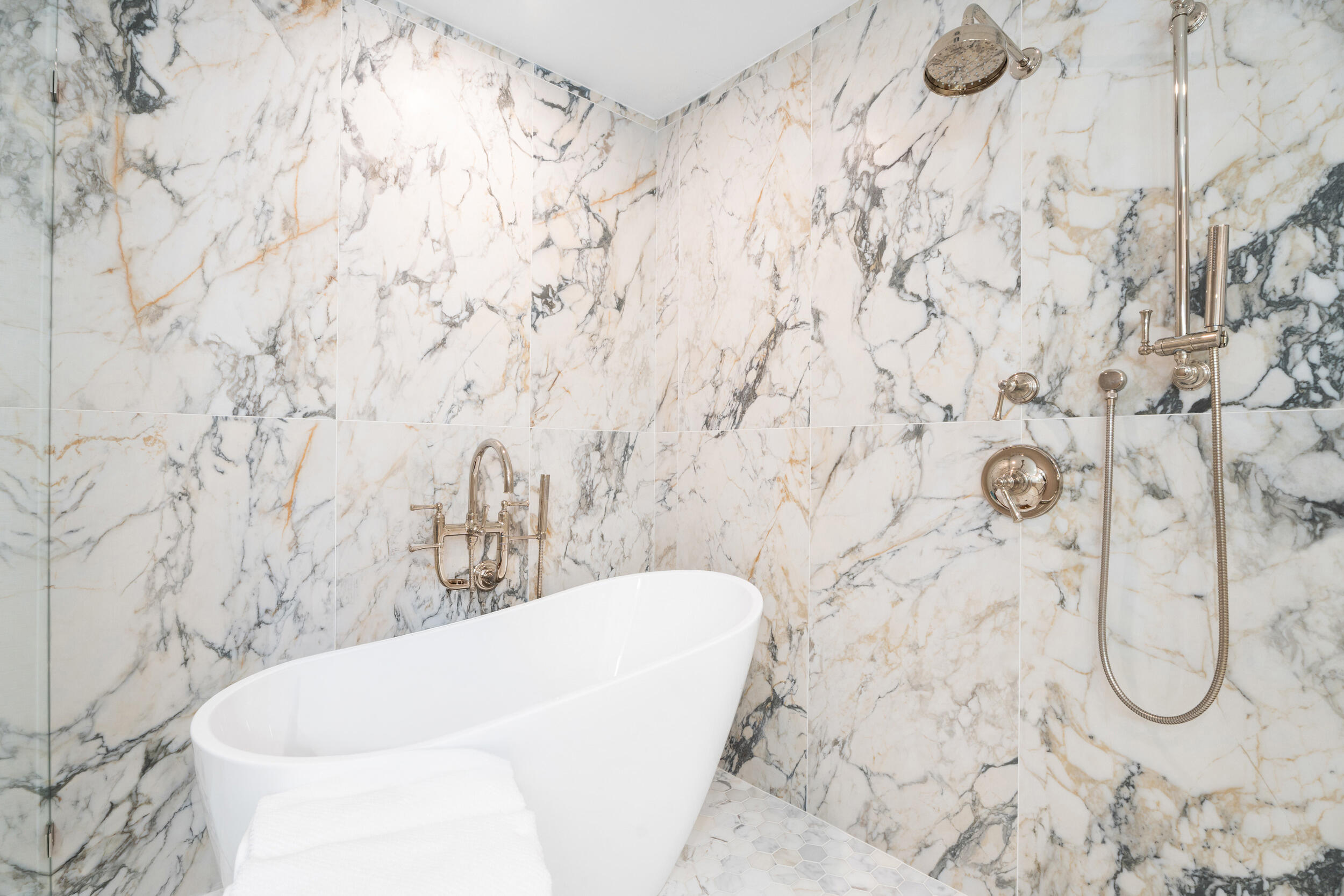 CORALSTONE CONDO - Residential