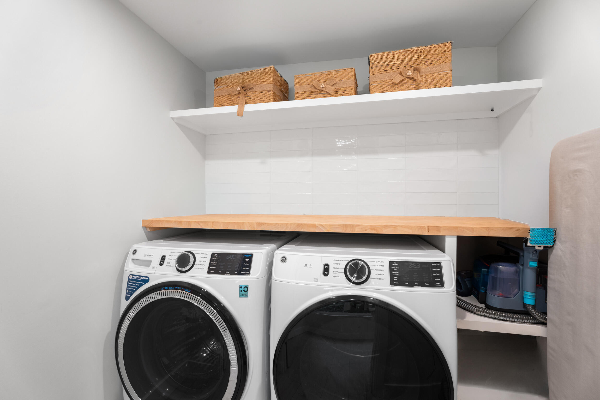 CORALSTONE CONDO - Residential