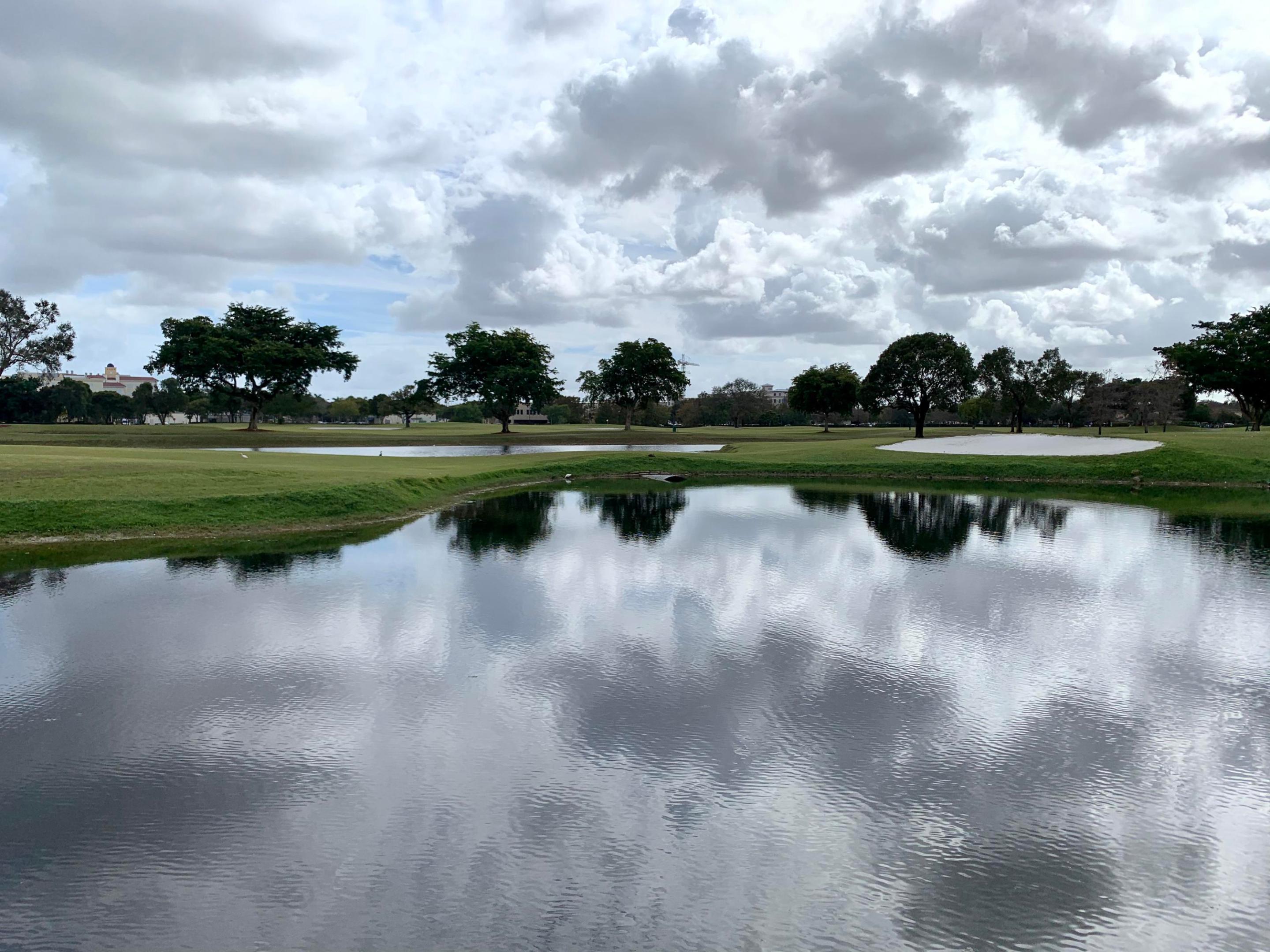 ROLLING HILLS GOLF AND TENNIS - Residential
