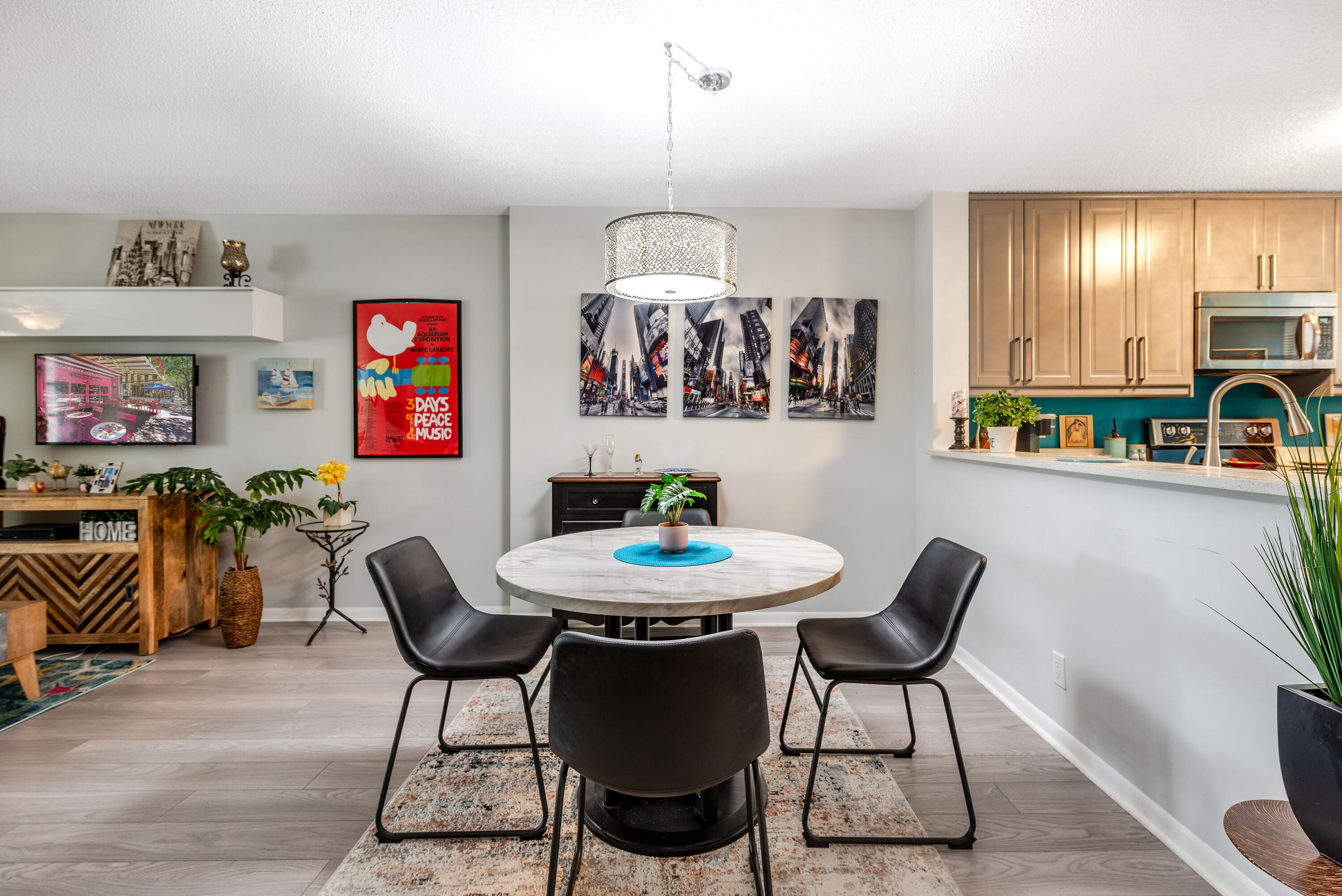 WATERSEDGE AT THE LAKES OF DELRAY CONDO - Residential