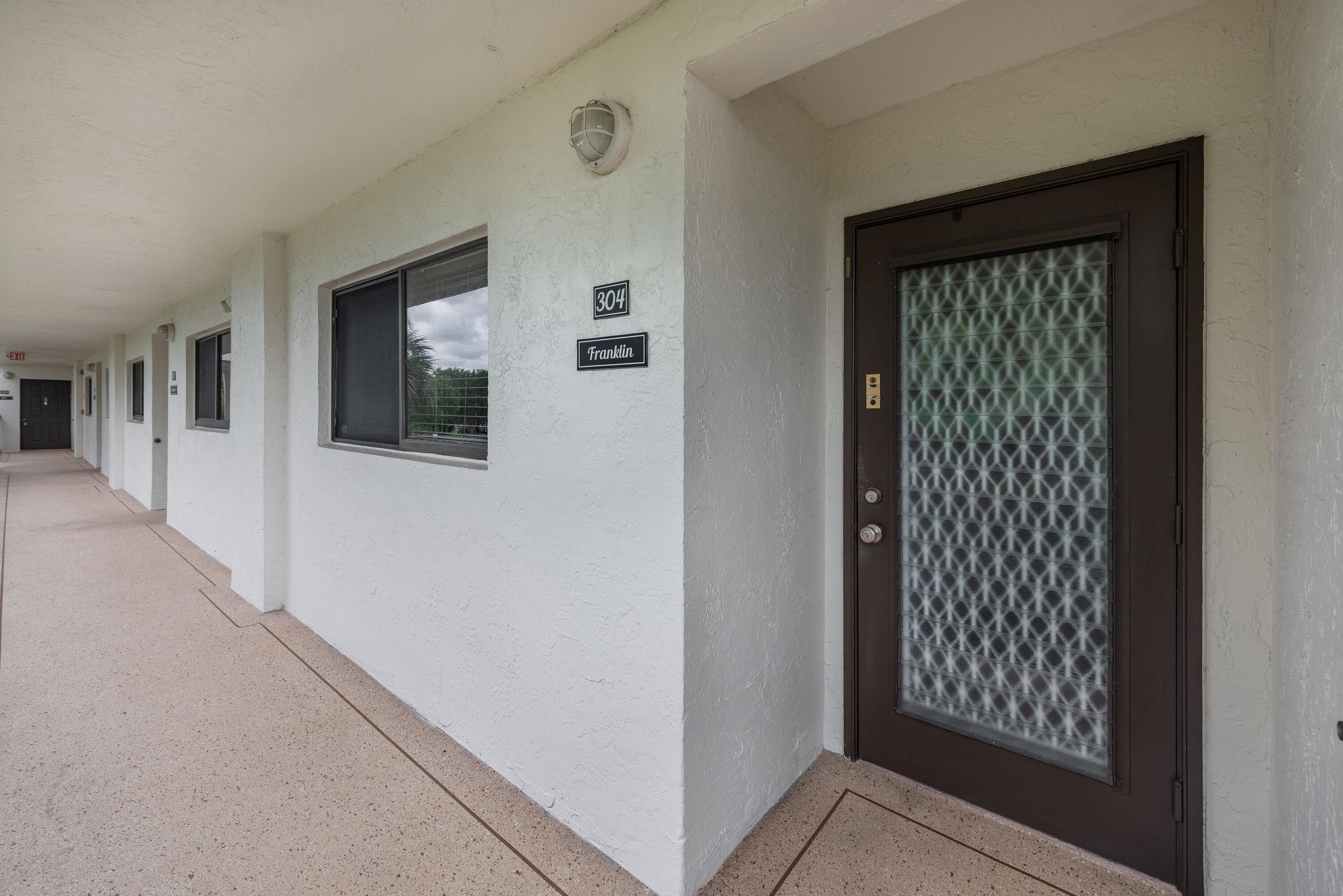WATERSEDGE AT THE LAKES OF DELRAY CONDO - Residential