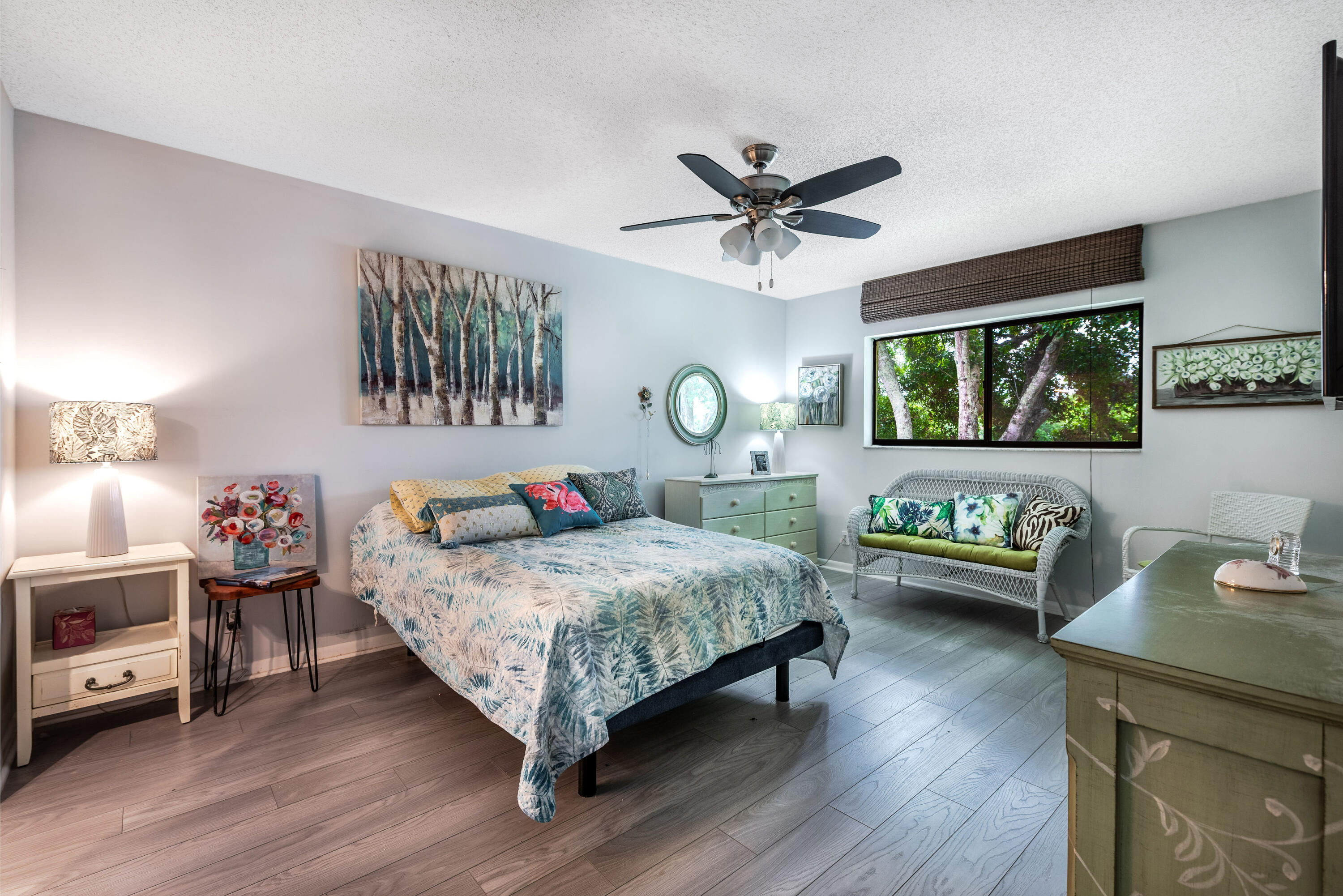 WATERSEDGE AT THE LAKES OF DELRAY CONDO - Residential