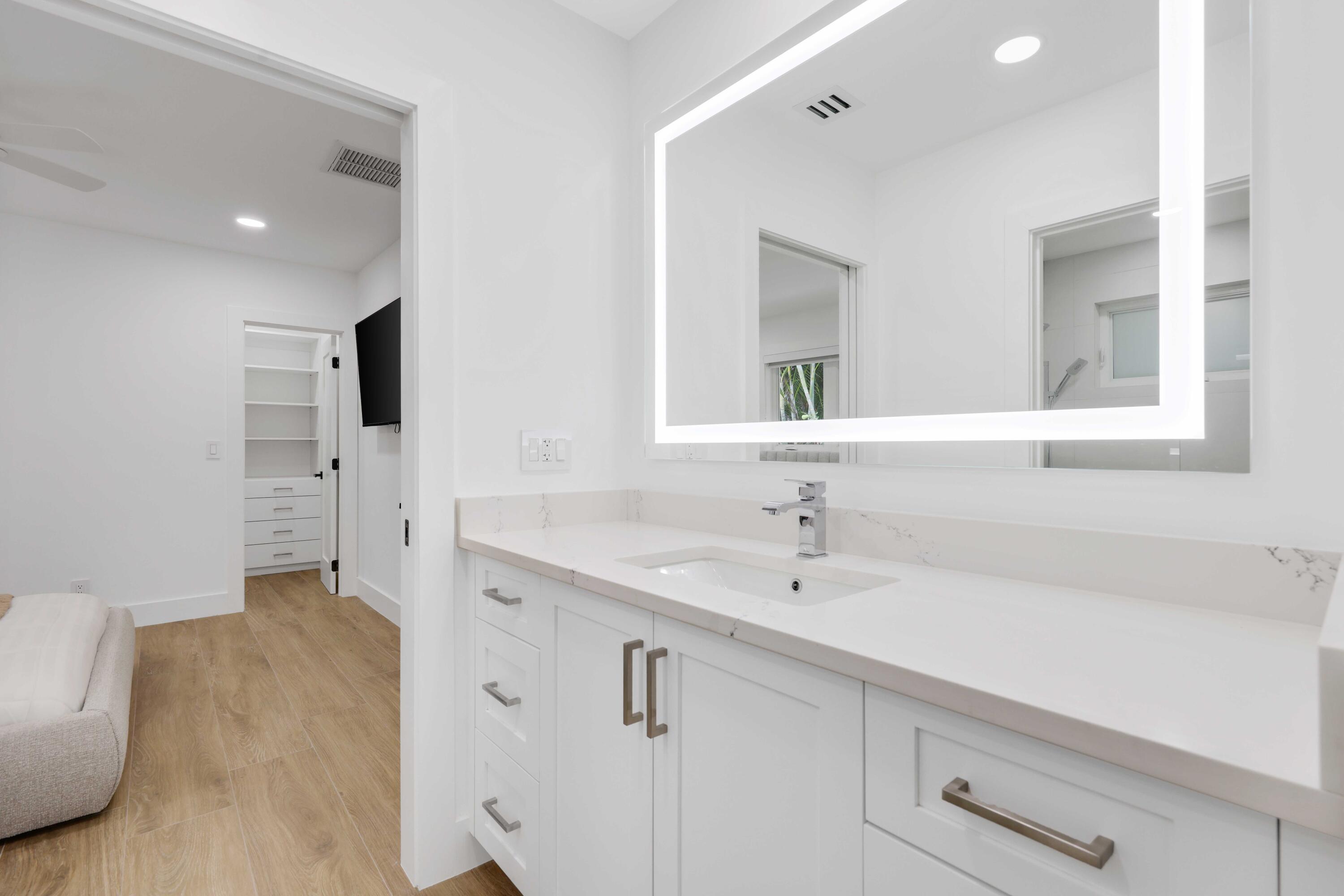 DELRAY ISLE - Residential