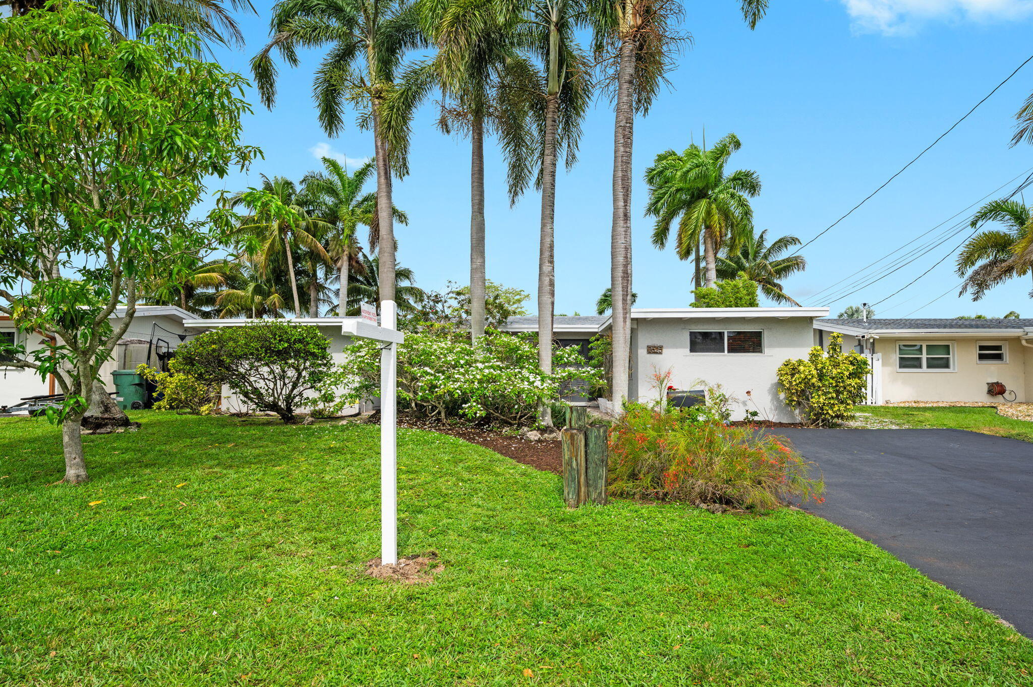 LAUDERDALE ISLES NO 2 - Residential