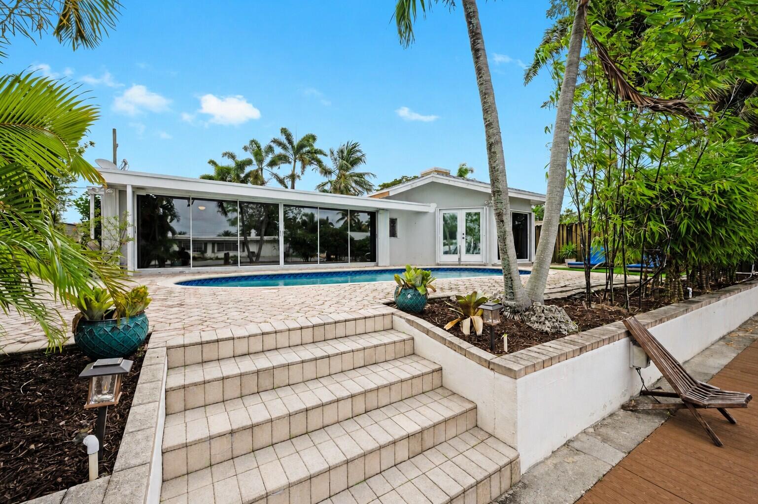 LAUDERDALE ISLES NO 2 - Residential