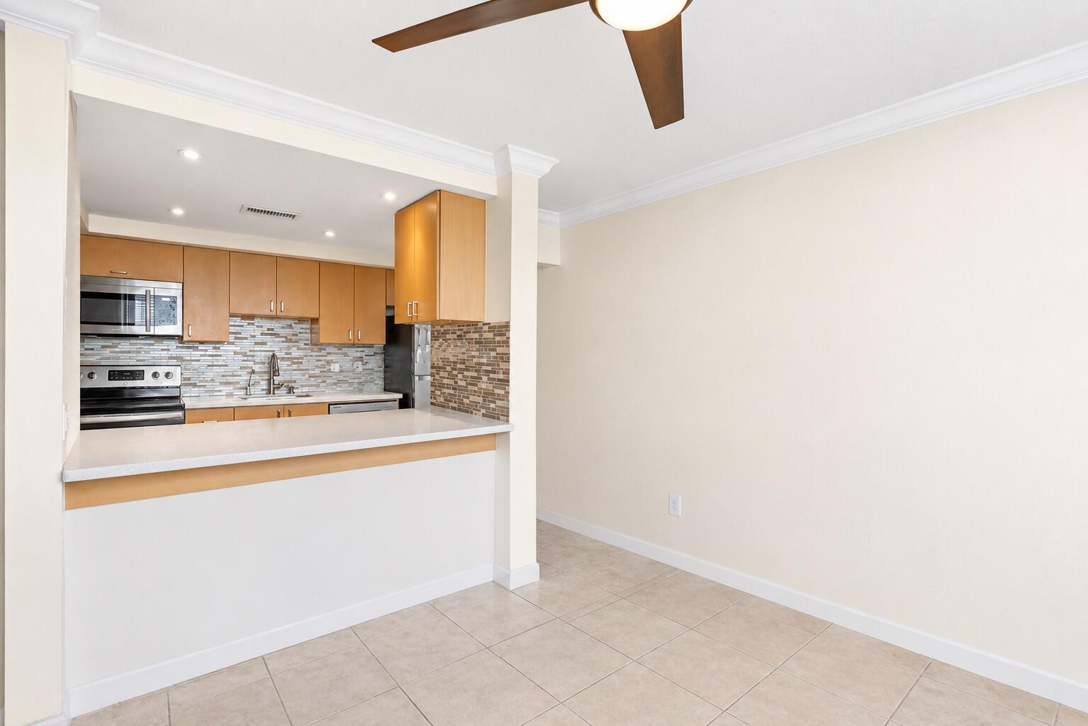 Live Oak Condominium - Residential