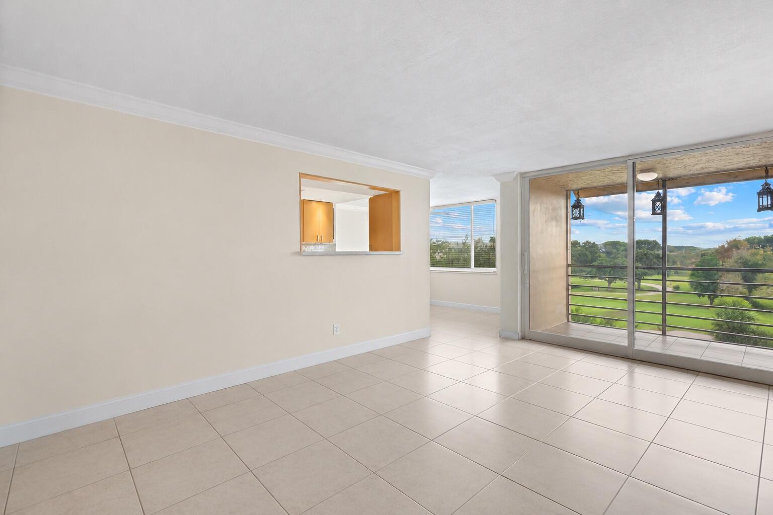 Live Oak Condominium - Residential