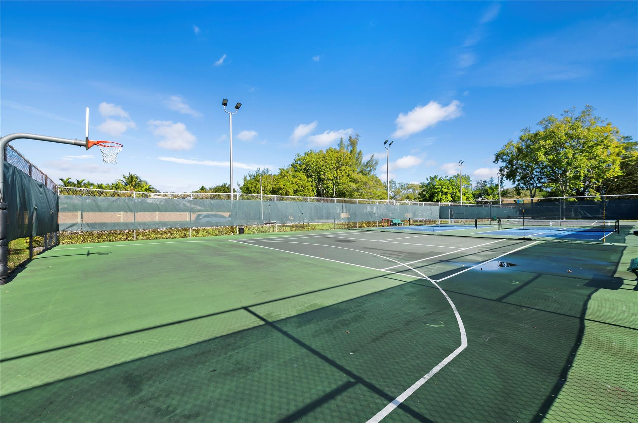 Live Oak Condominium - Residential