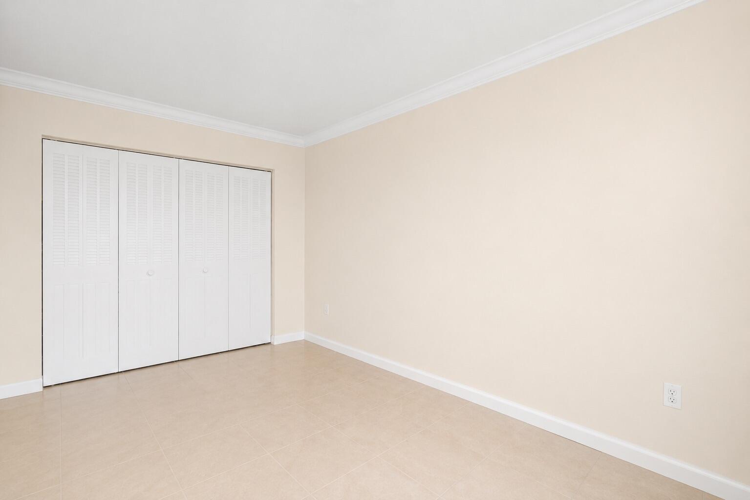 Live Oak Condominium - Residential