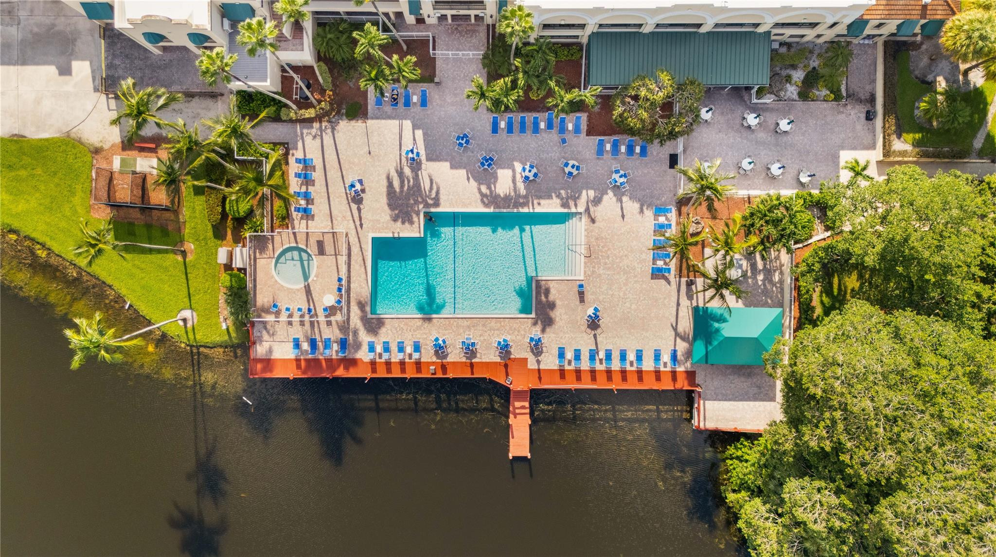 Live Oak Condominium - Residential