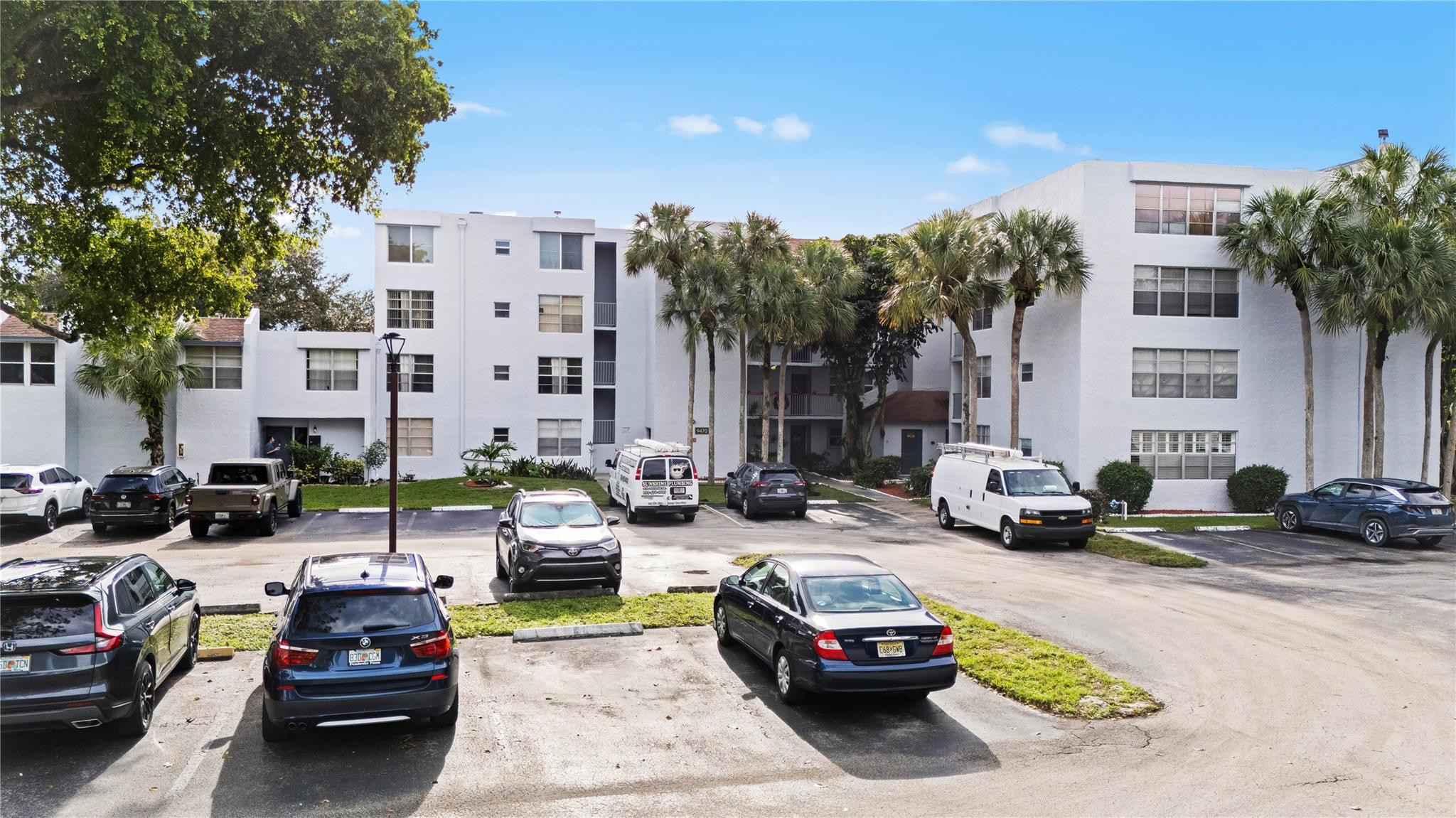 Live Oak Condominium - Residential