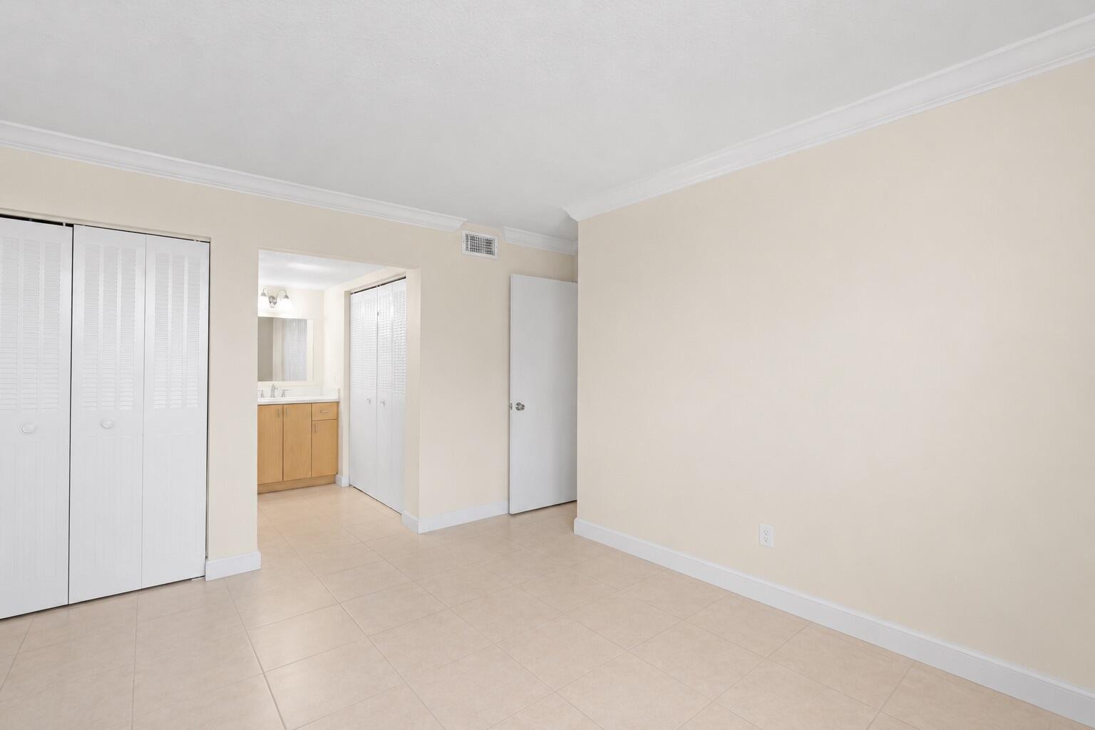 Live Oak Condominium - Residential