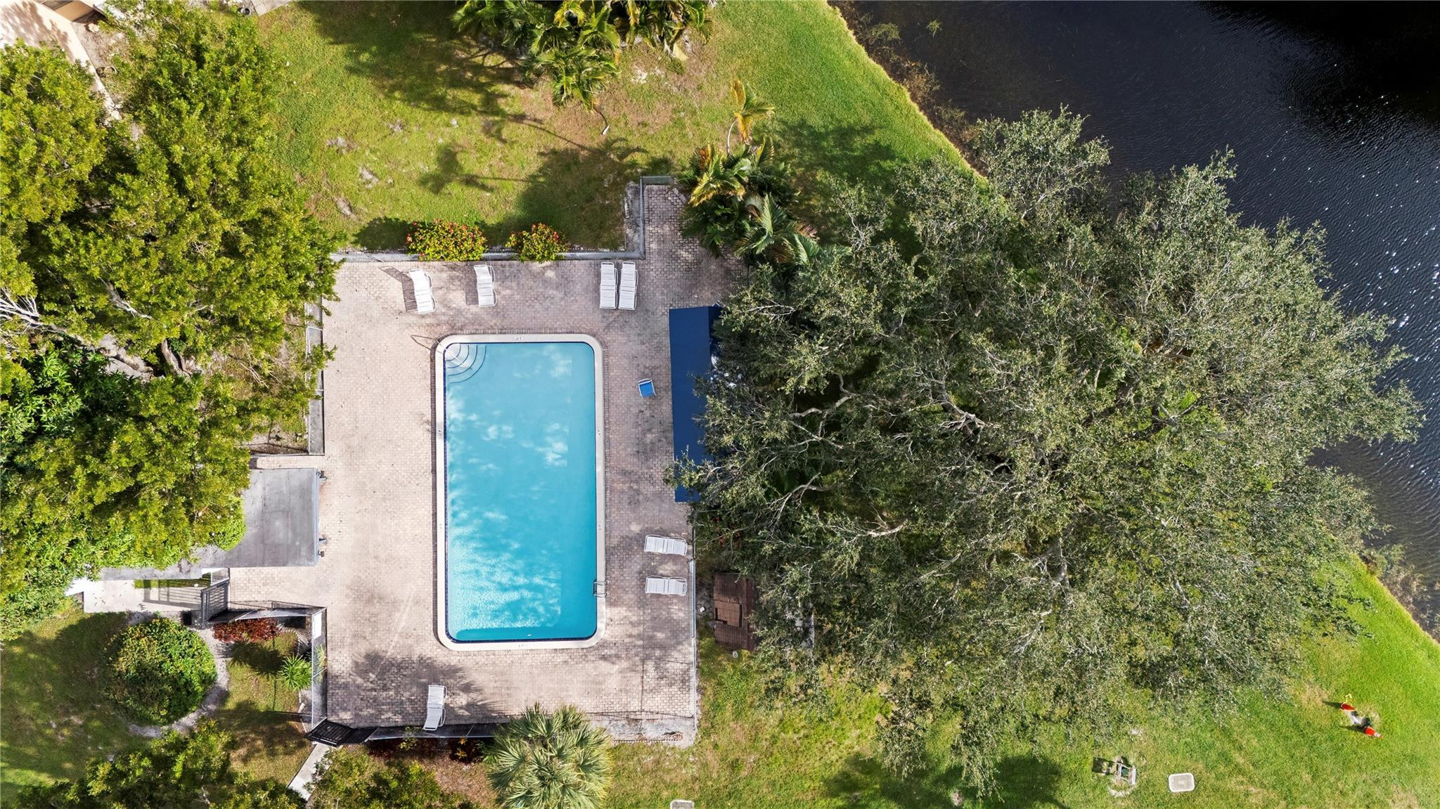 Live Oak Condominium - Residential
