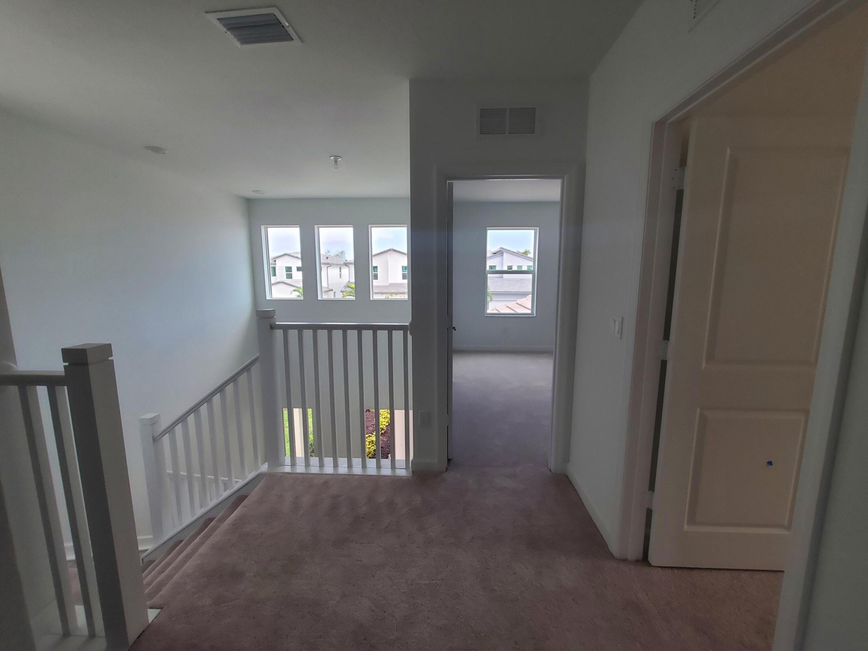 BANYAN COURT - Residential Lease