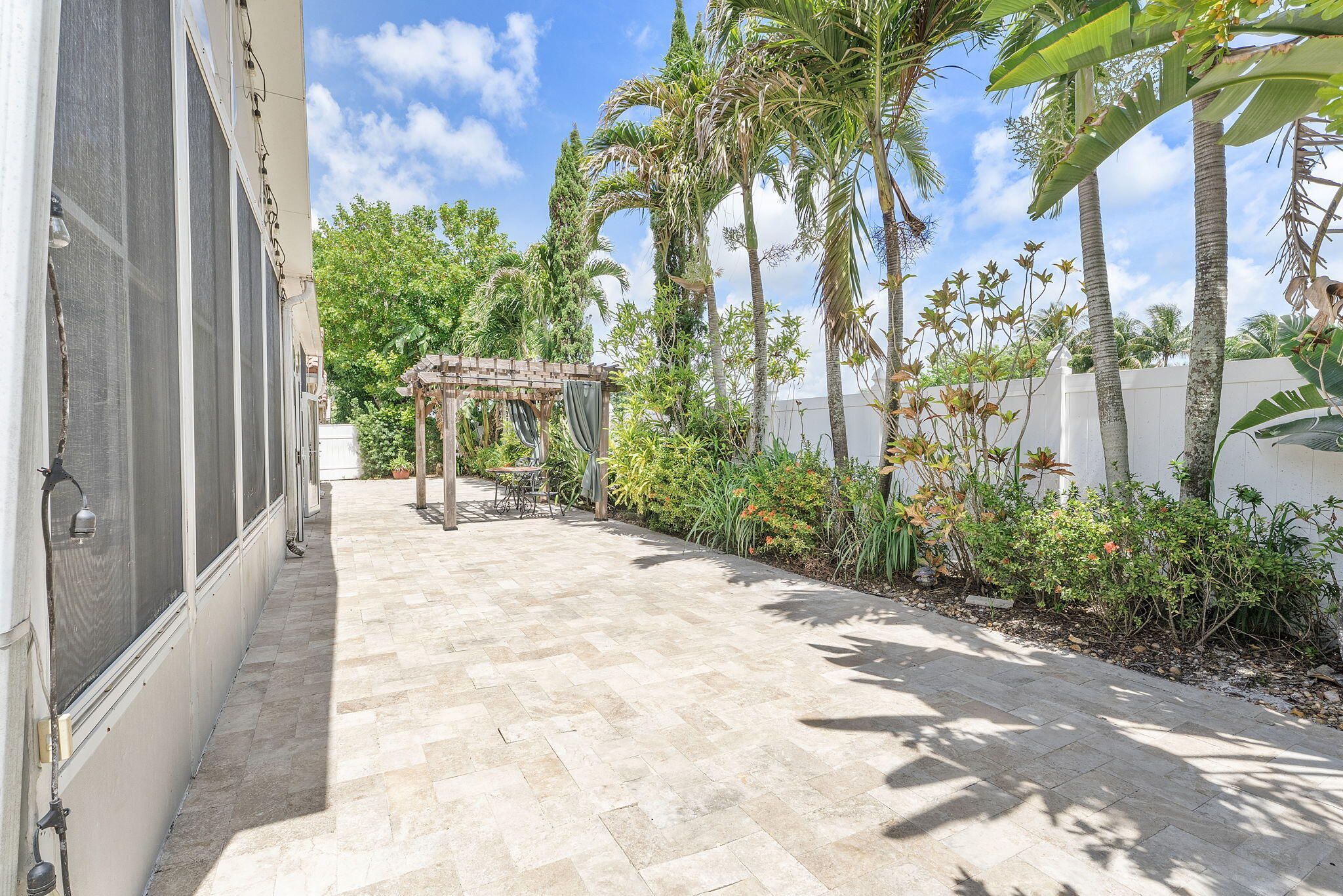 BOCA LANDINGS NORTH - Residential