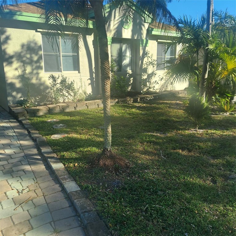 Lyons West 137-40 B - Residential