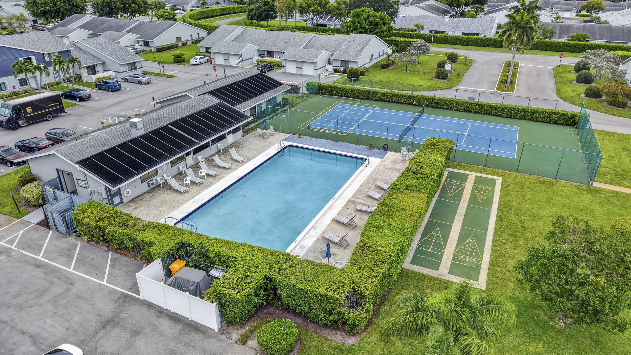 ARBOURS OF THE PALM BEACHES CONDO - Residential