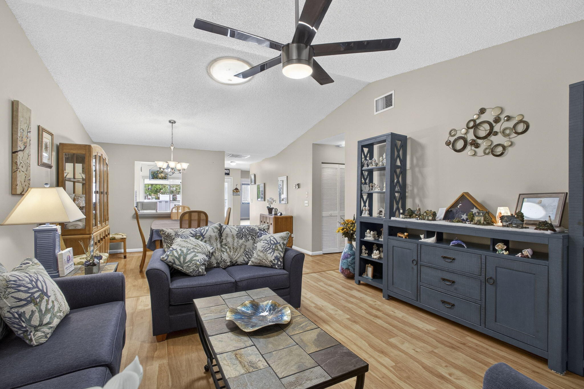 ARBOURS OF THE PALM BEACHES CONDO - Residential