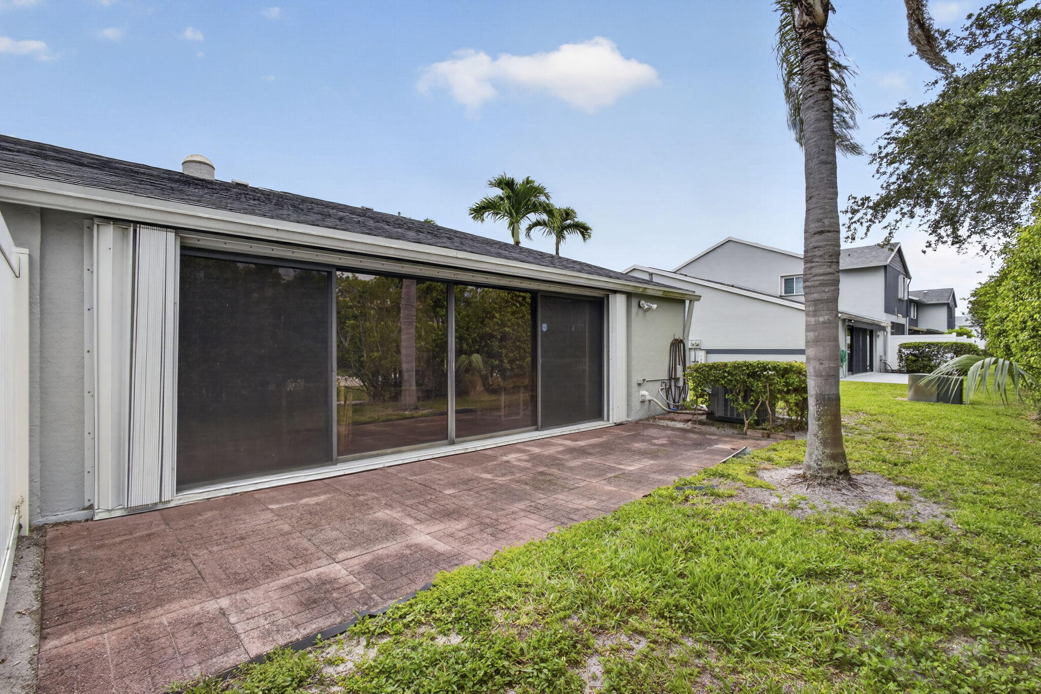 ARBOURS OF THE PALM BEACHES CONDO - Residential