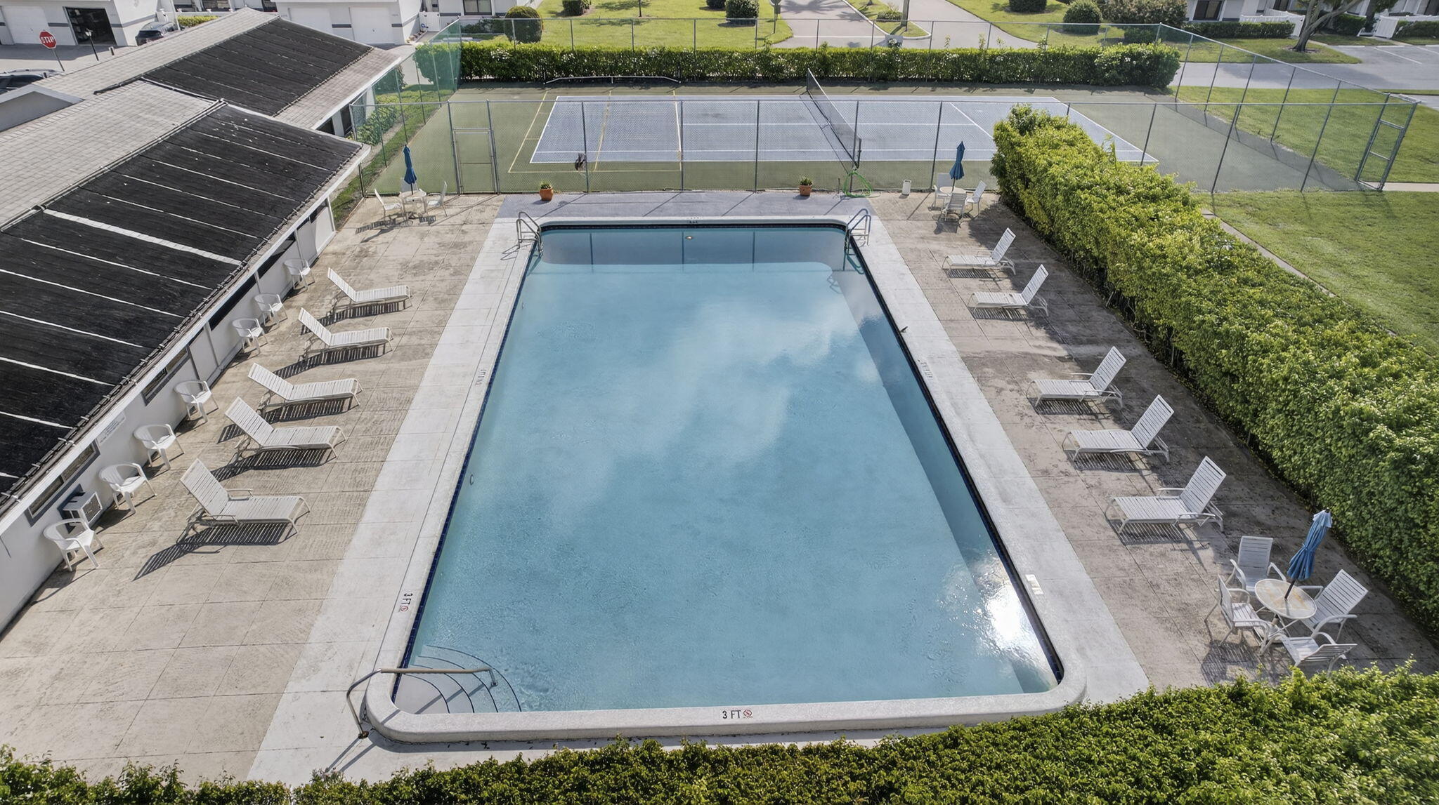 ARBOURS OF THE PALM BEACHES CONDO - Residential