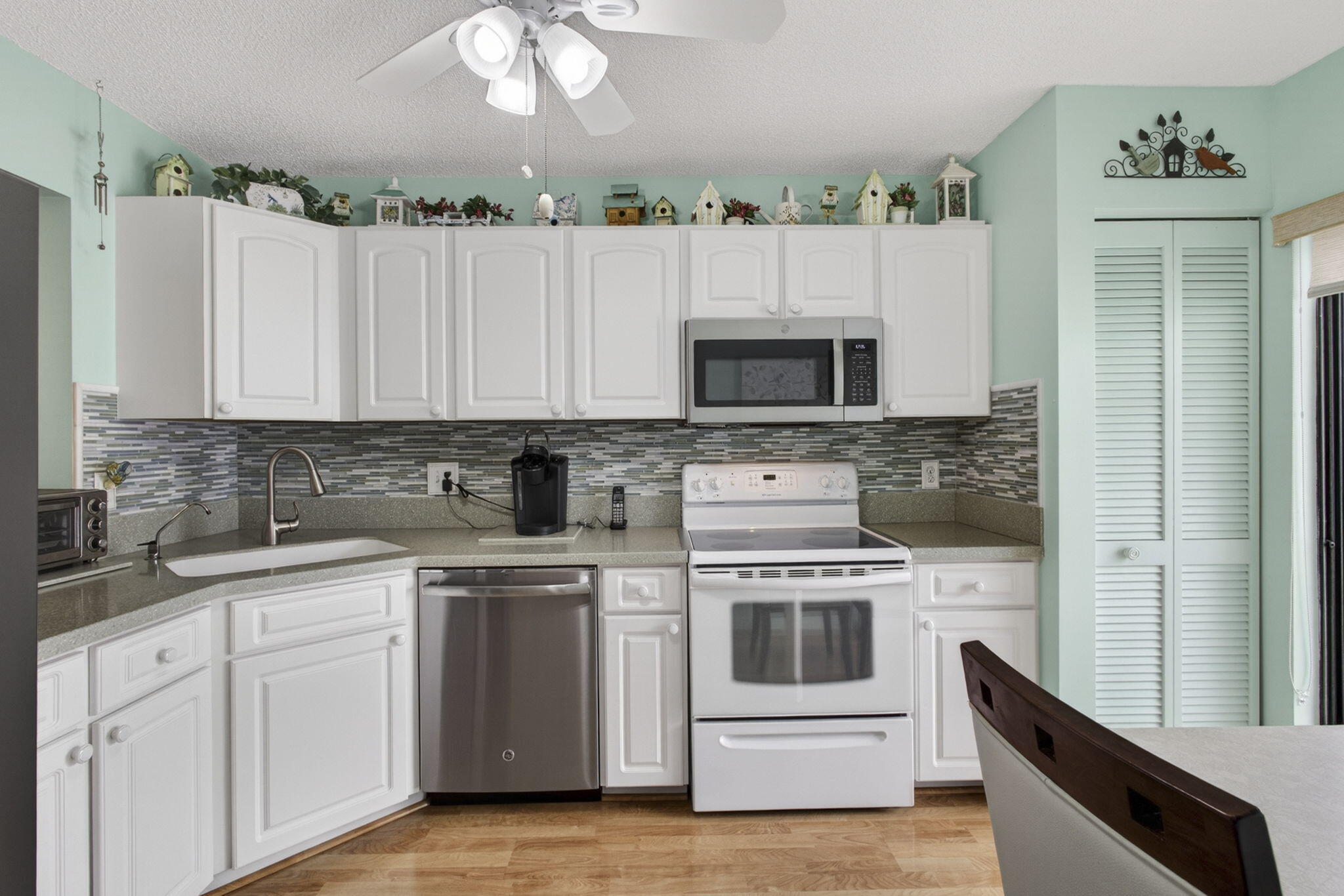 ARBOURS OF THE PALM BEACHES CONDO - Residential