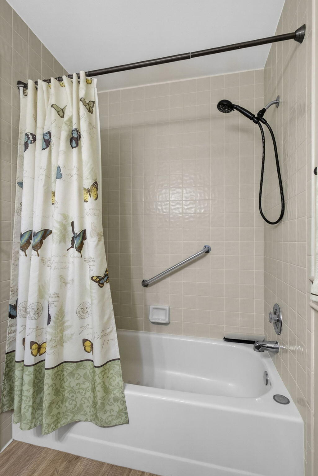 ARBOURS OF THE PALM BEACHES CONDO - Residential