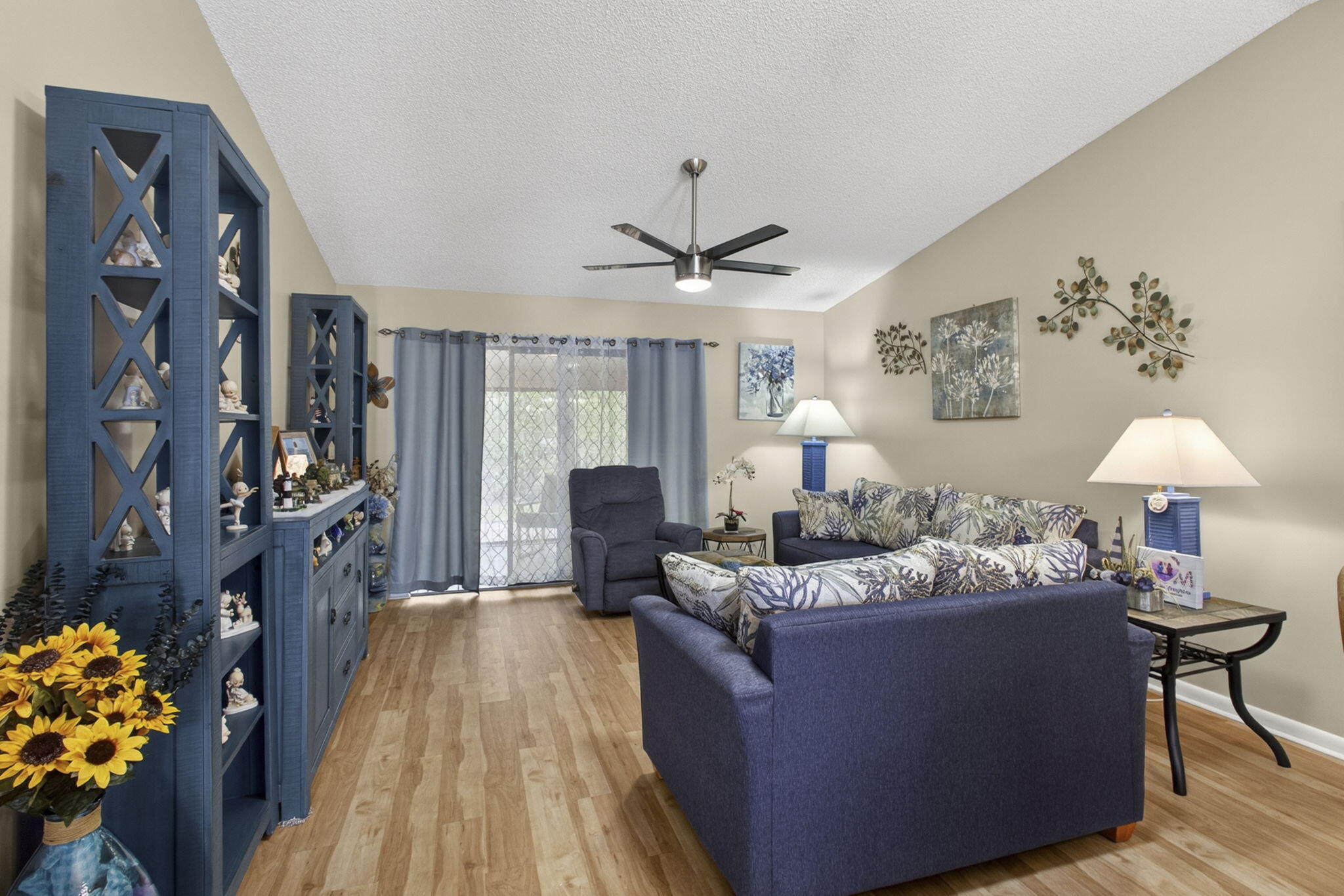 ARBOURS OF THE PALM BEACHES CONDO - Residential