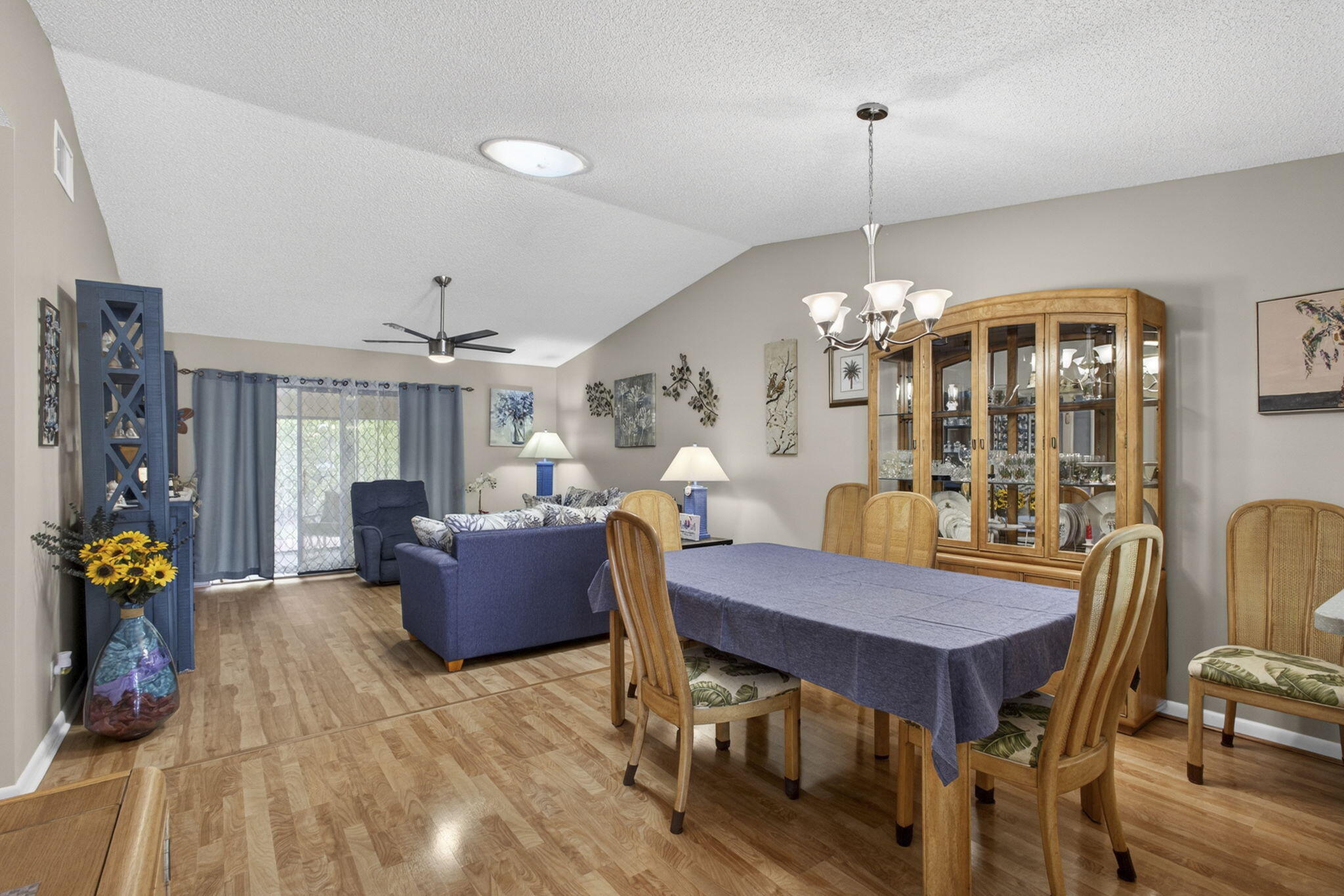 ARBOURS OF THE PALM BEACHES CONDO - Residential