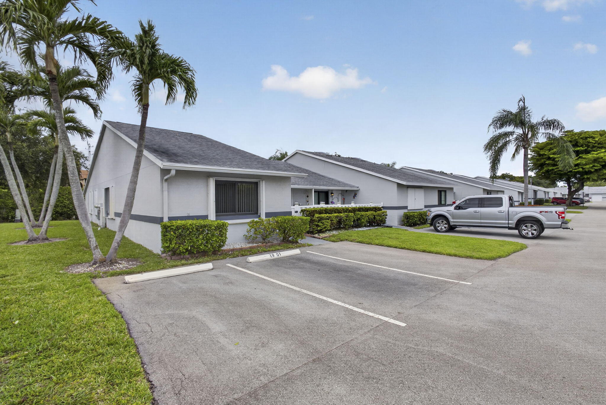 ARBOURS OF THE PALM BEACHES CONDO - Residential