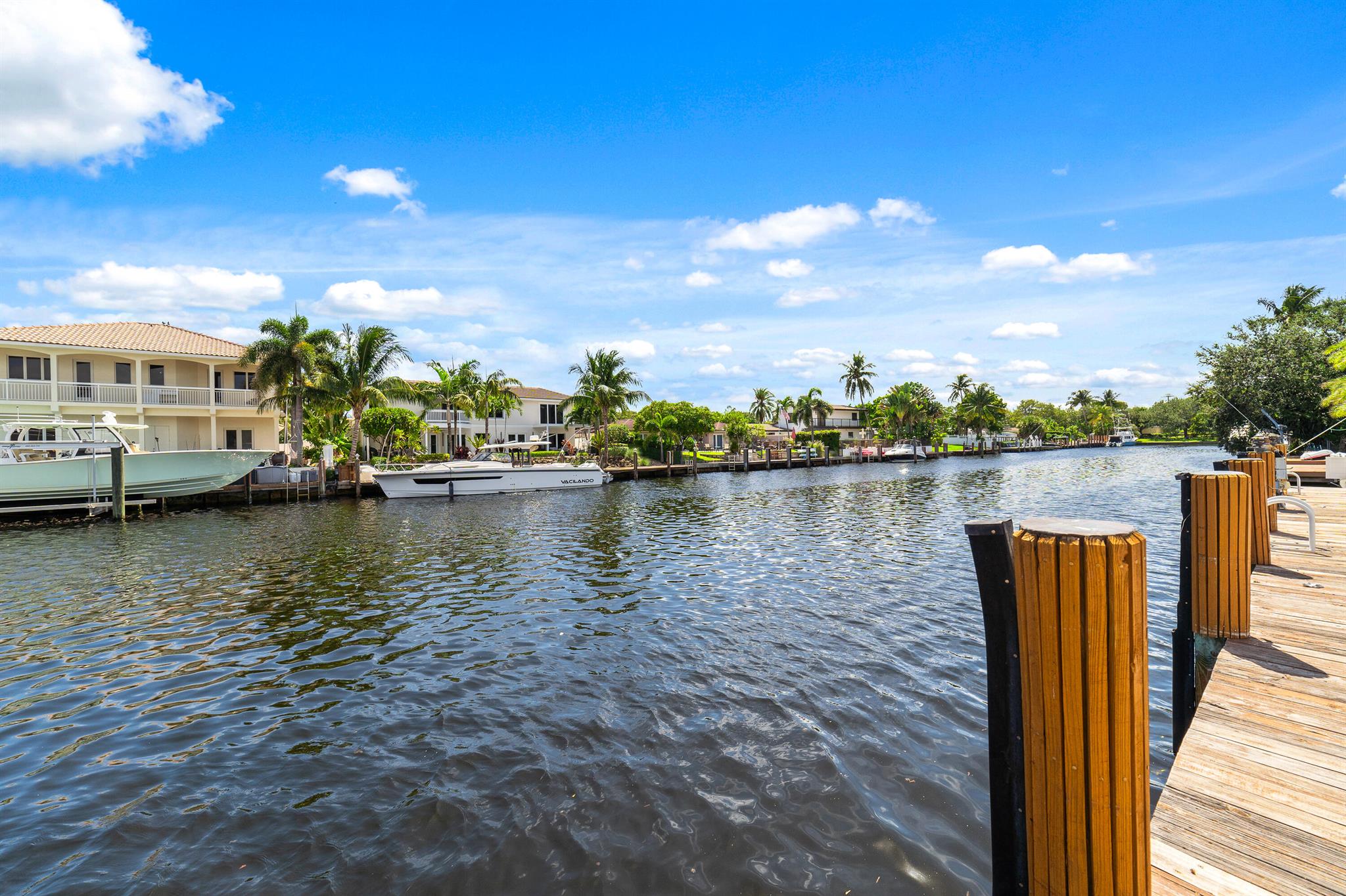 CORAL KEY VILLAS 1ST SEC - Residential