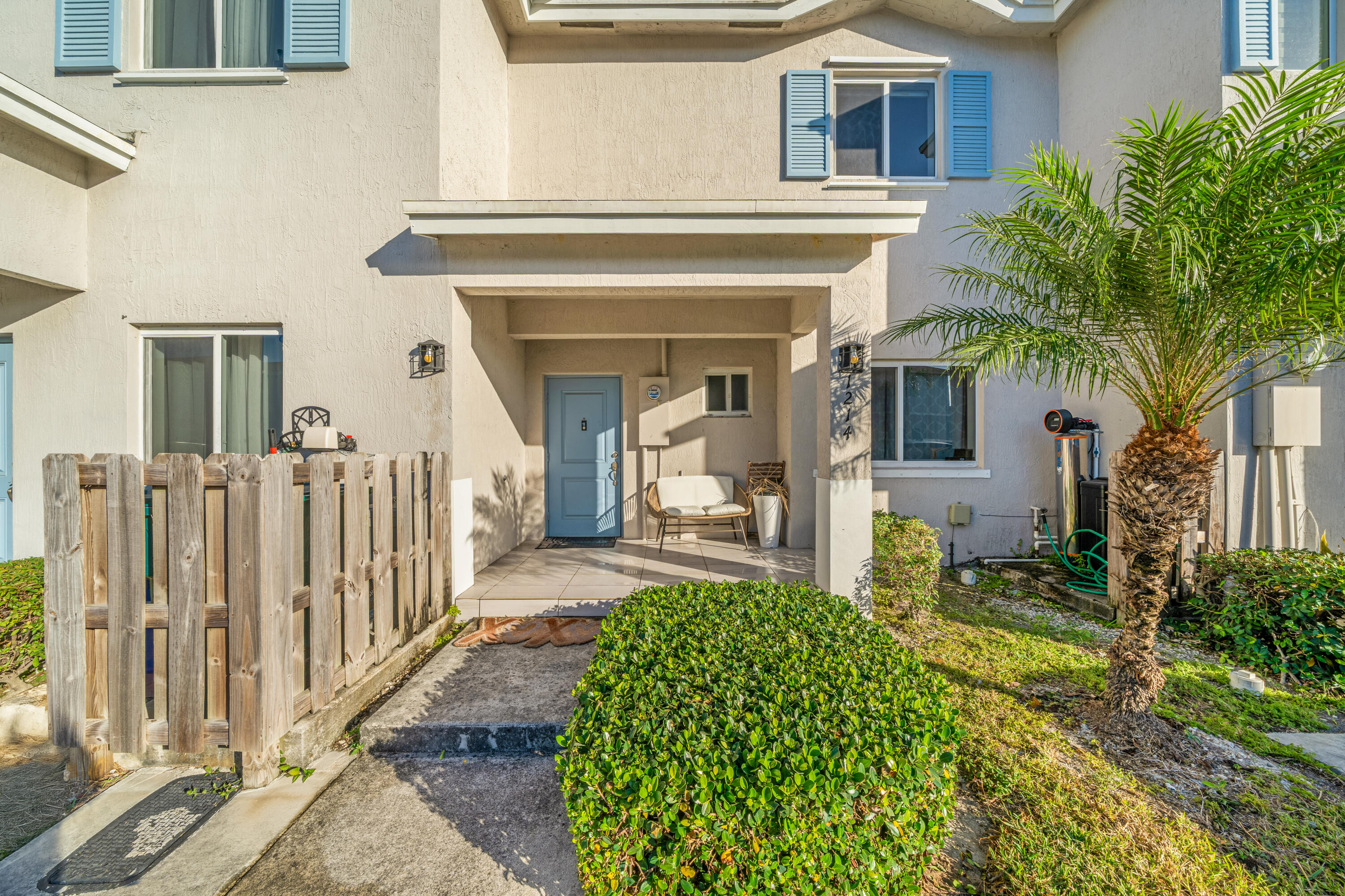 FOREST PARK VILLAS - Residential