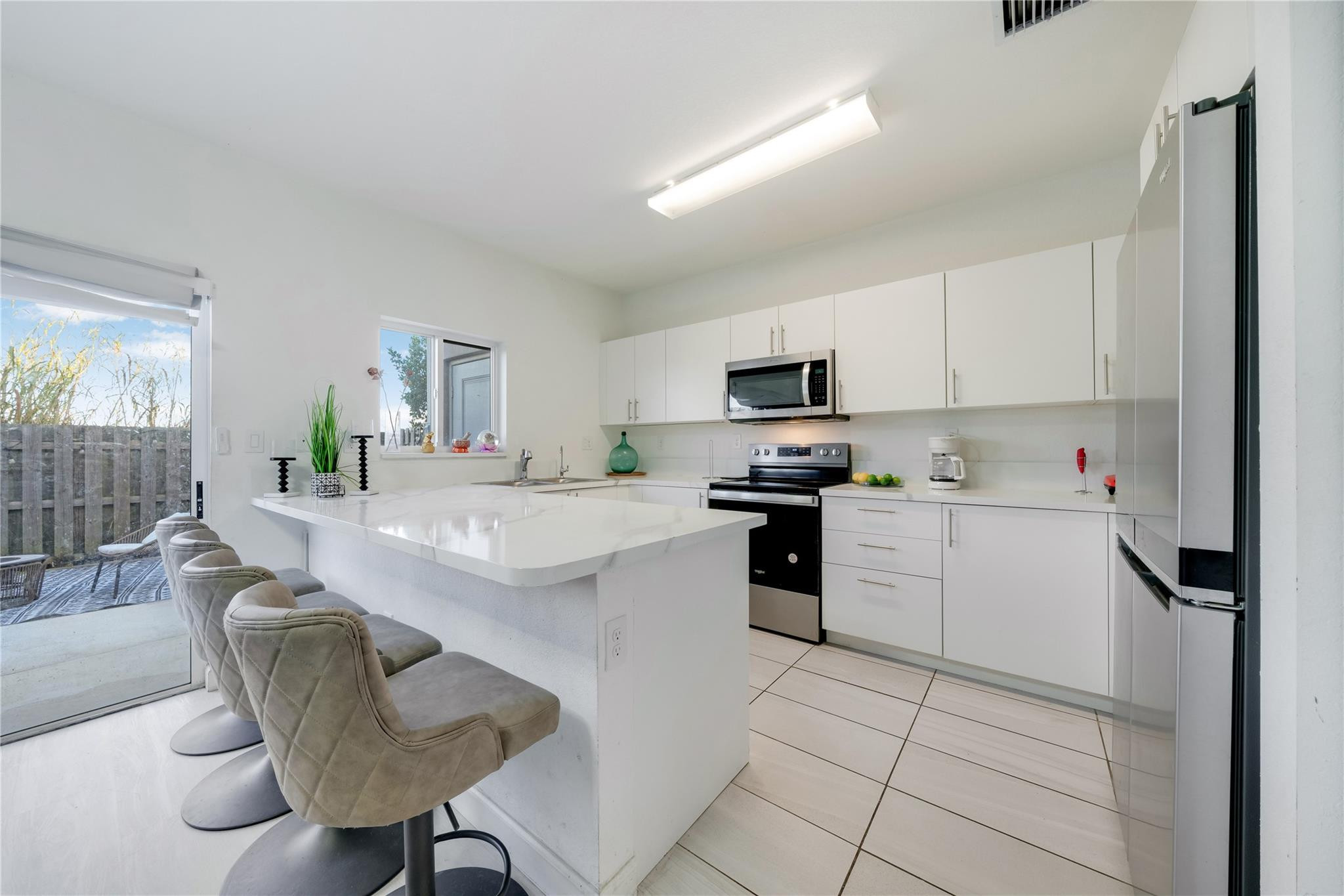 FOREST PARK VILLAS - Residential