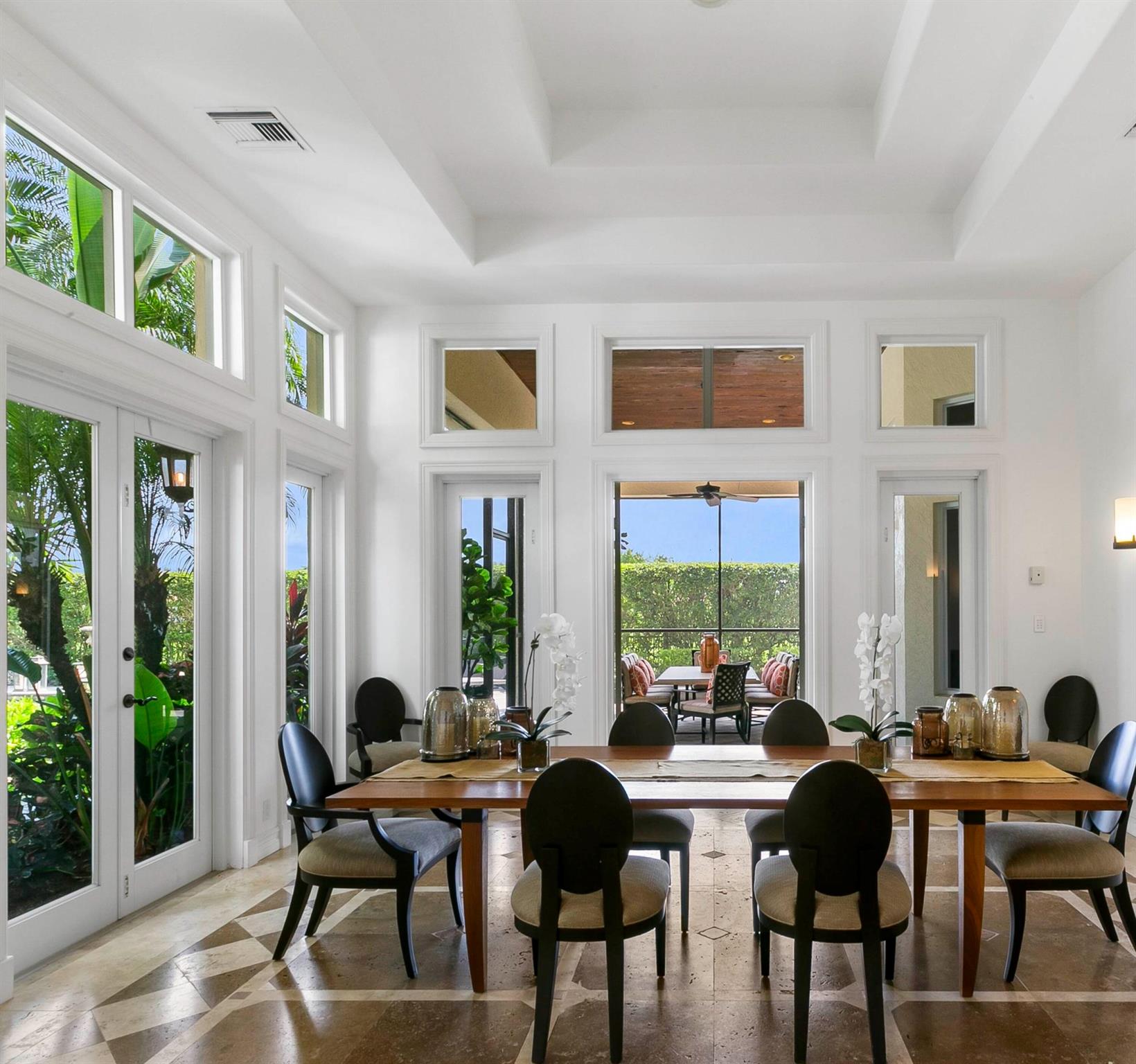 KENSINGTON - Residential