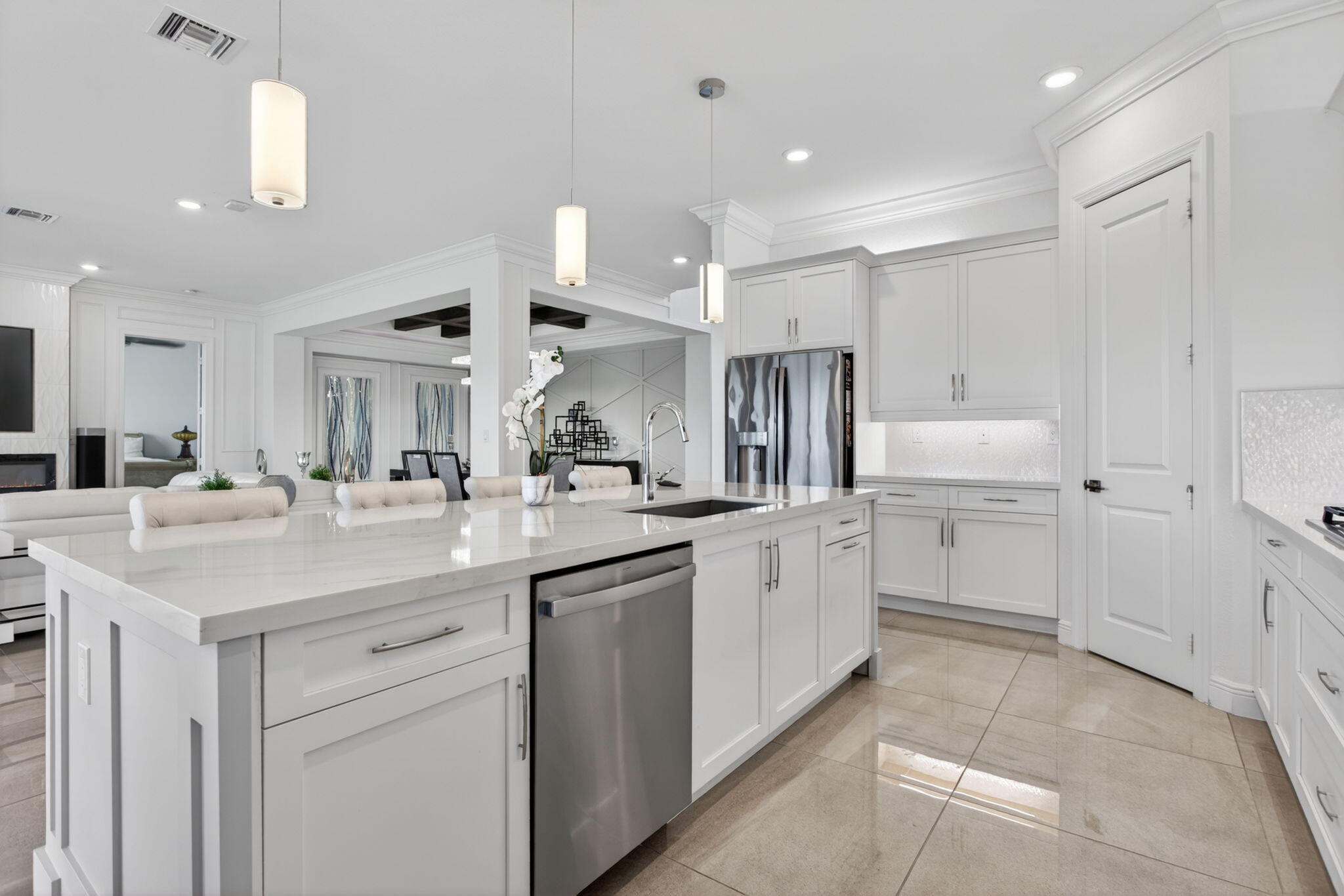 Parkland Bay 183-49 B - Residential
