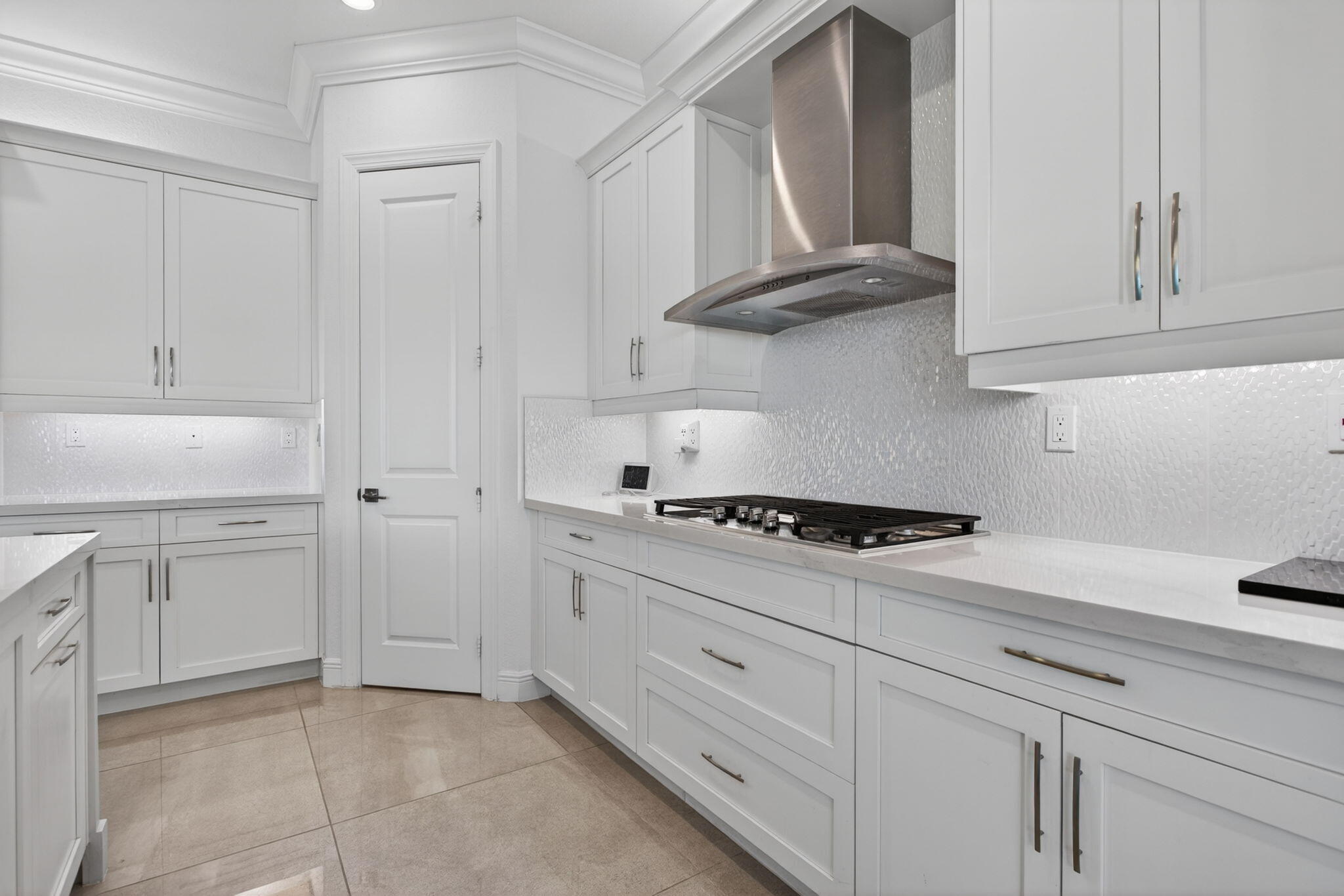 Parkland Bay 183-49 B - Residential