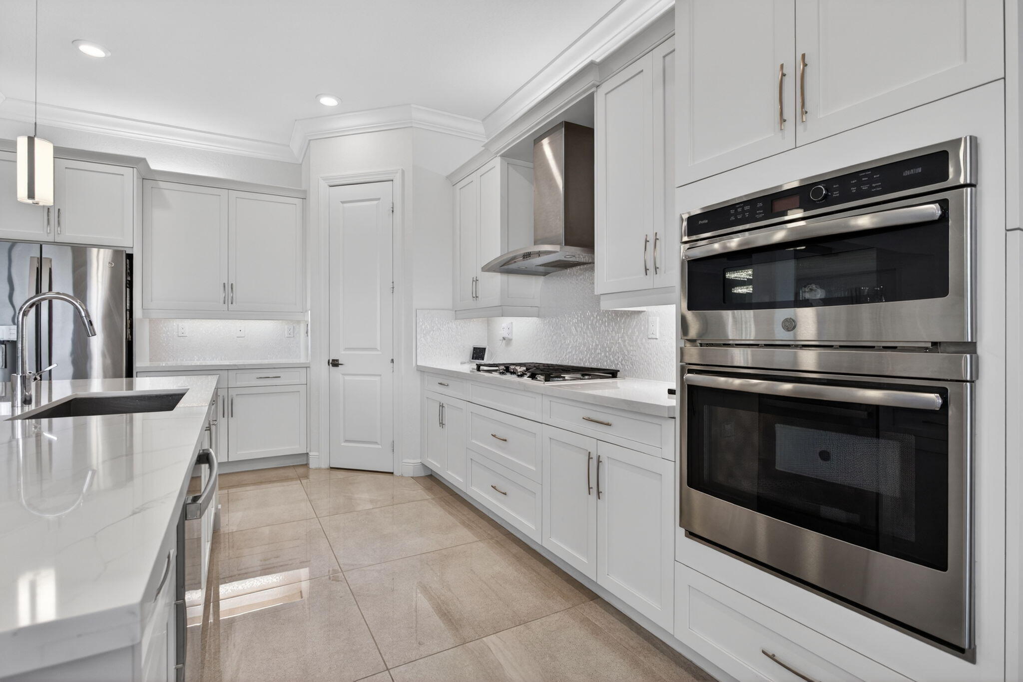 Parkland Bay 183-49 B - Residential