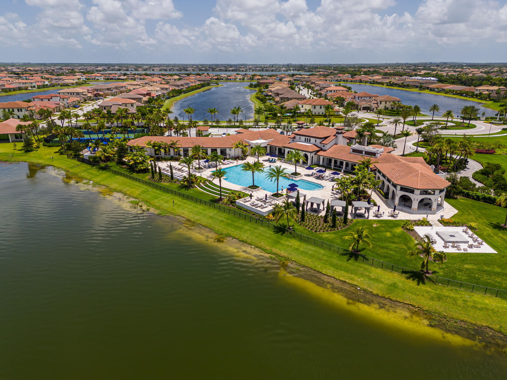 Parkland Bay 183-49 B - Residential