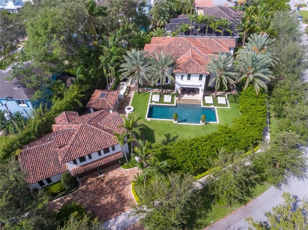 One of a kind Rio Vista Estate. Sitting on 18,000 plus square foot lot. This state of the art Santa Barbara style home has it all! Chefs kitchen, butlers pantry, outdoor chefs grill and Artisan grill, guest house, gym, 4 car garage, oversized pool, spa and much more. Located on the prestigious N. Rio Vista Blvd.
