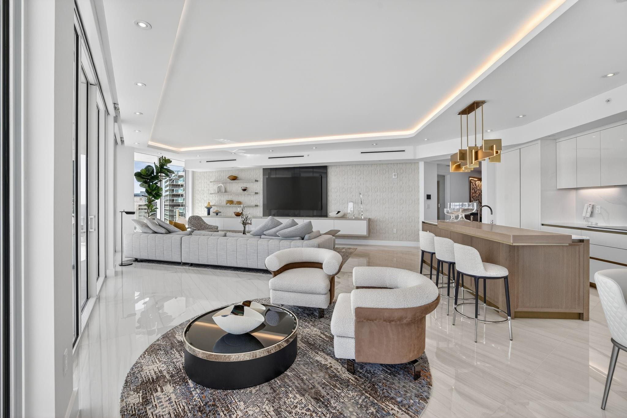 Four Seasons - Residential
