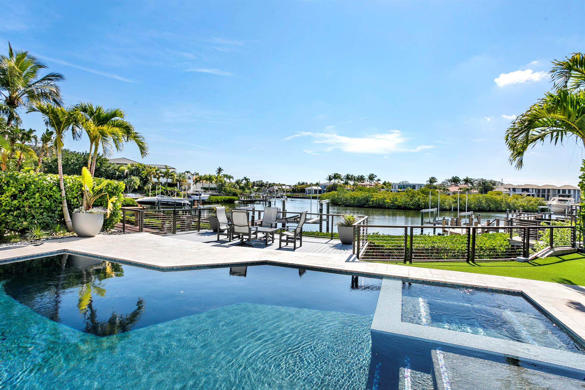 ADMIRALS COVE - Residential