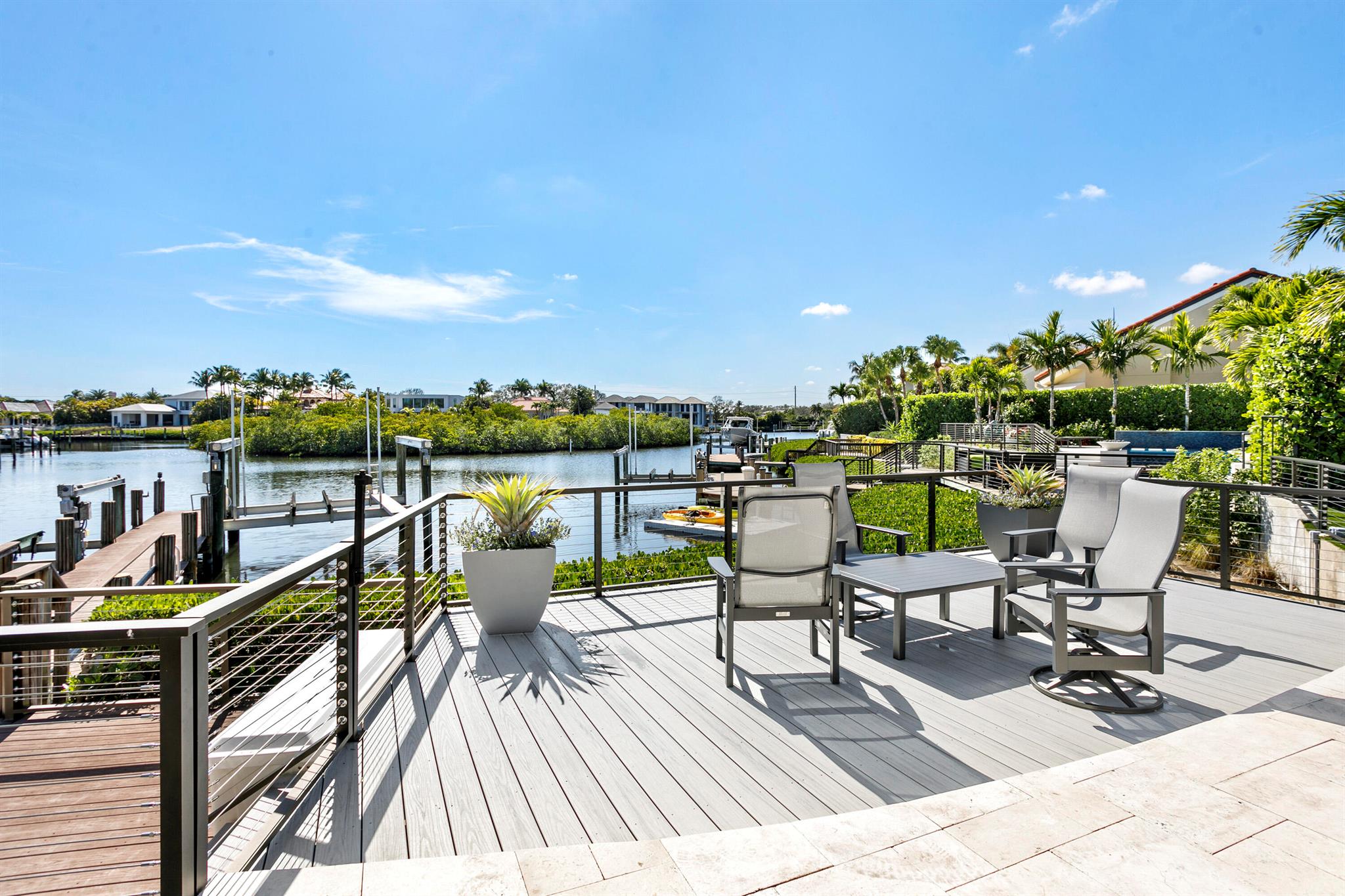 ADMIRALS COVE - Residential
