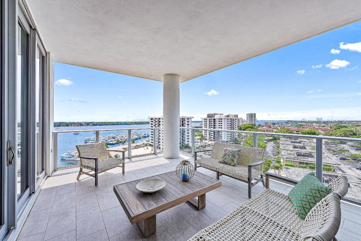 WATER CLUB - Residential