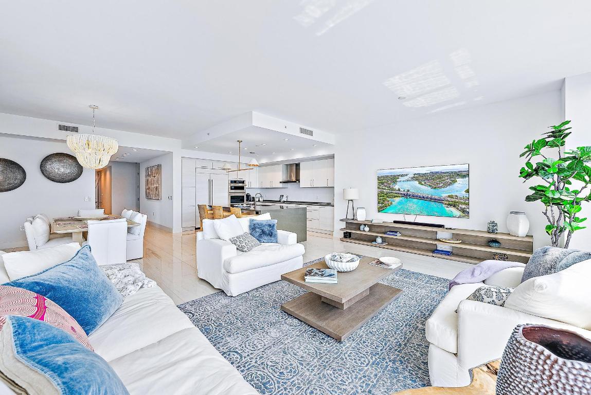 WATER CLUB - Residential
