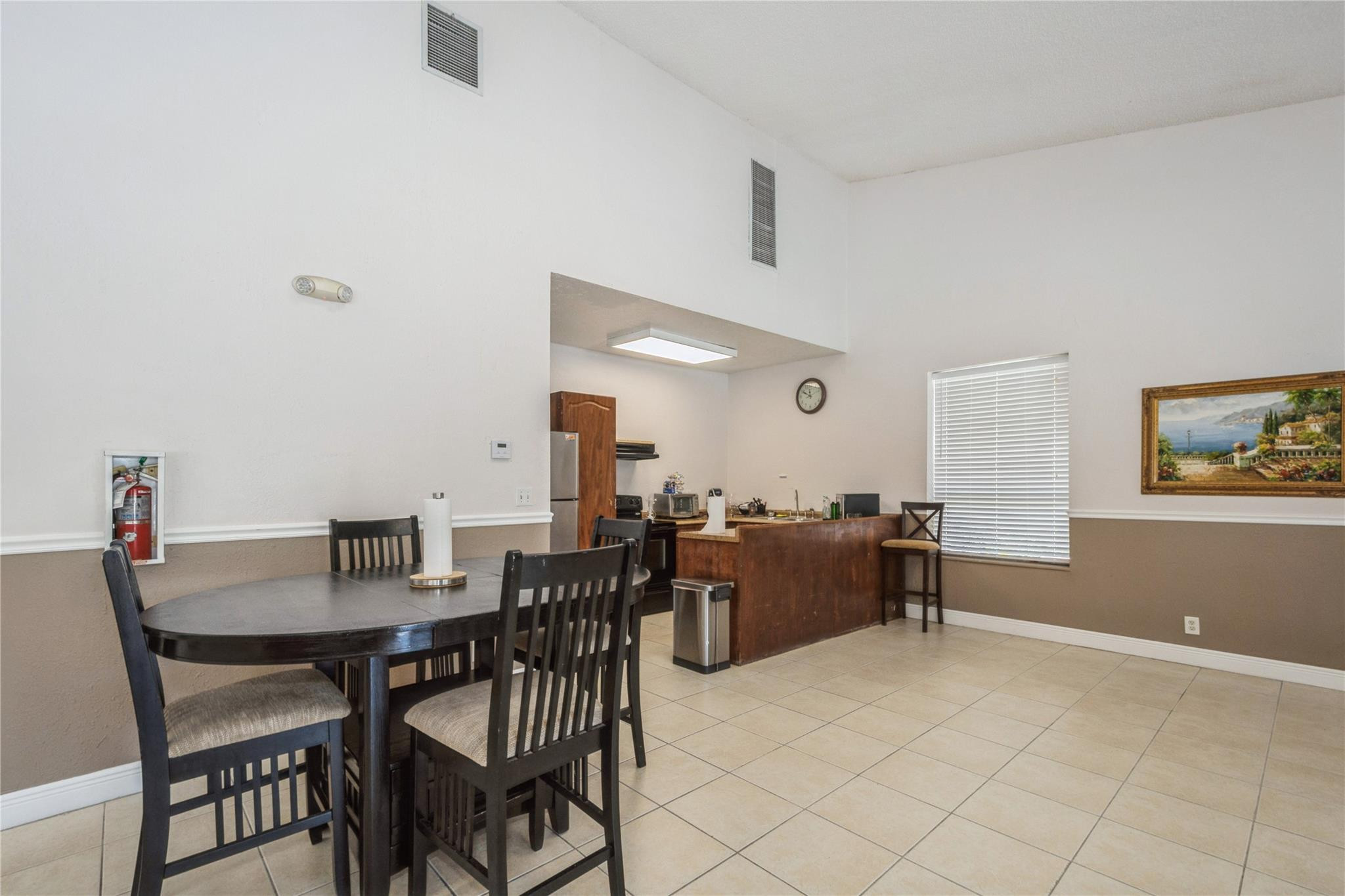 Townhouses At Jacaranda C - Residential Lease