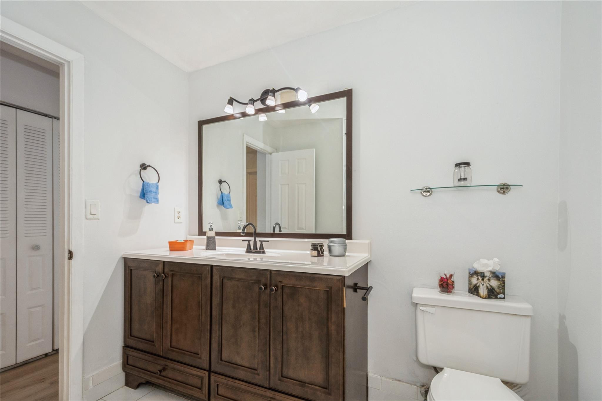 Townhouses At Jacaranda C - Residential Lease