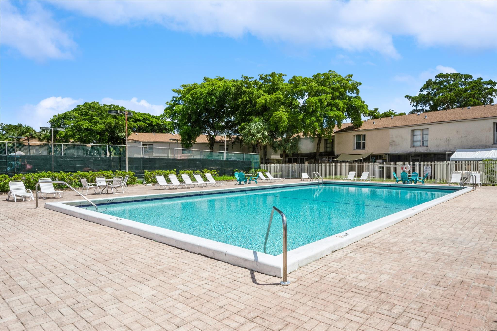 Townhouses At Jacaranda C - Residential Lease
